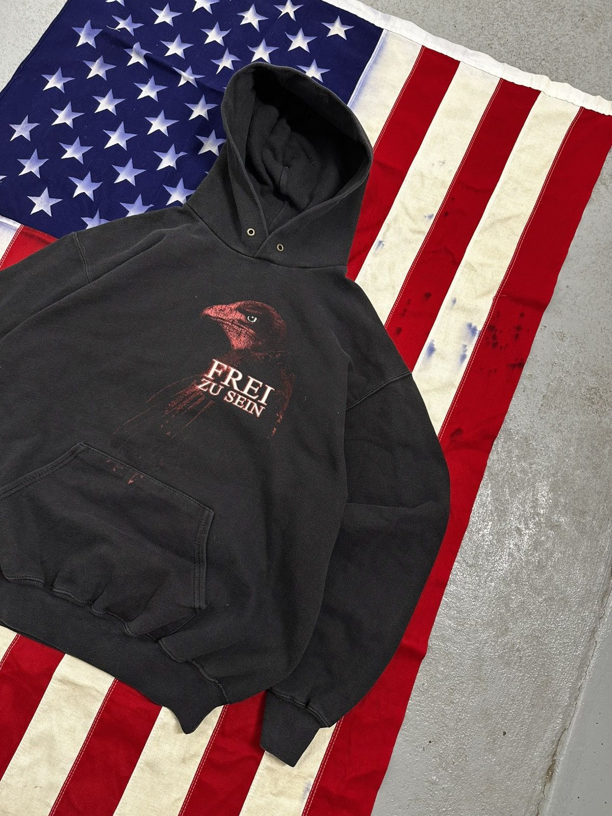 Band Tees Vintage 2000s In Extremo Frei Zu Sein Rock Band Hoodie Size US M / EU 48-50 / 2 - 3 Thumbnail