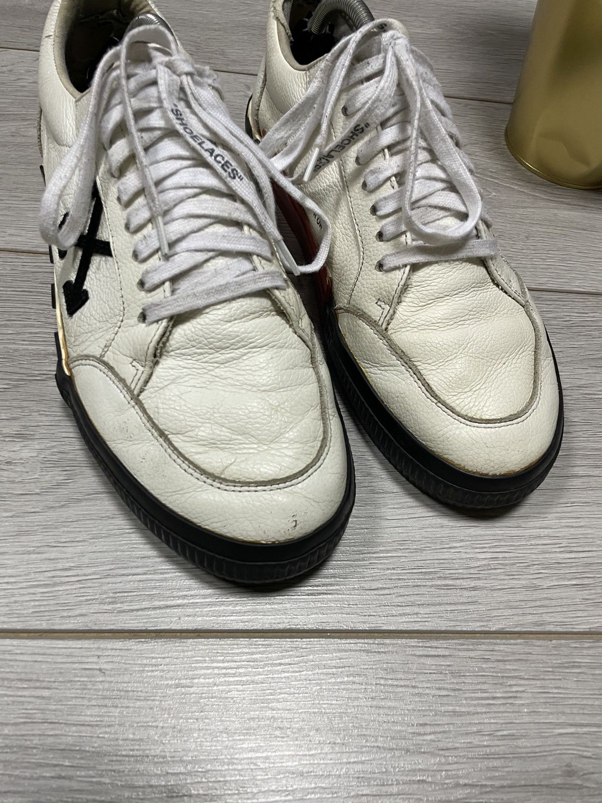 Off-White Off-White leather vulcanized arrows tape sneakers Size US 11 / EU 44 - 3 Thumbnail
