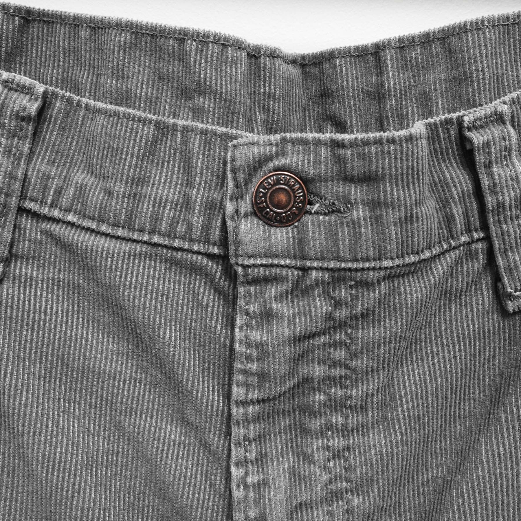 Vintage 70's Levi's 626 Corduroy Boot Cut Classic 5-Pocket Pants USA Size US 32 / EU 48 - 2 Thumbnail