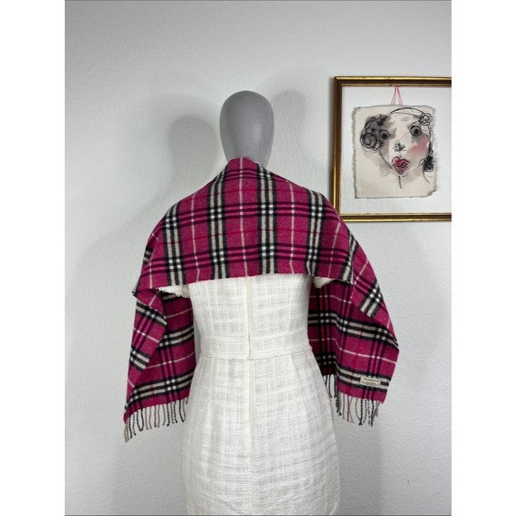 Burberry VTG Burberry Nova Check Fuchsia Plaid Lambswool Wool Fringe Size ONE SIZE - 7 Thumbnail