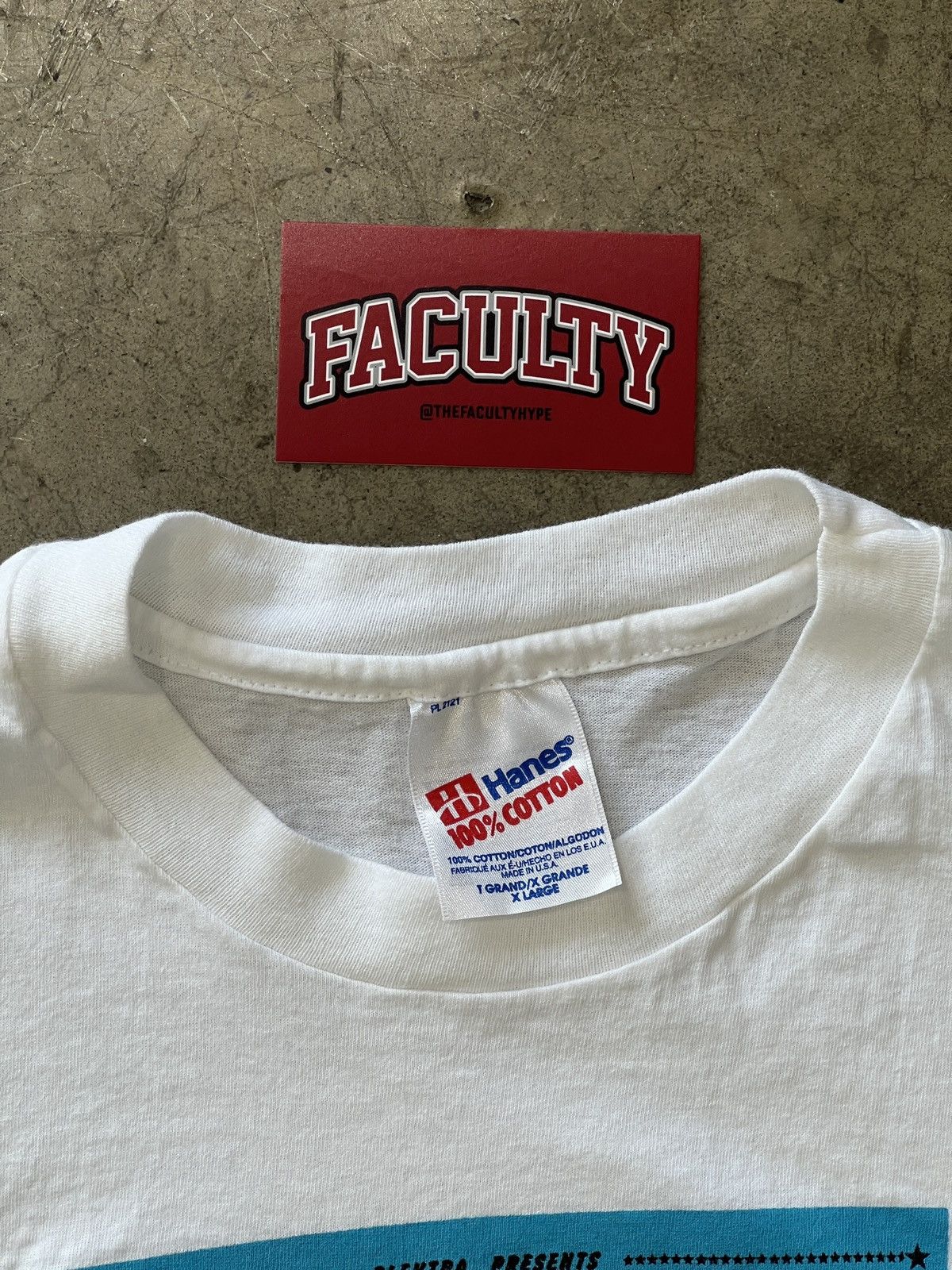 Vintage Vintage Four Chords & Seven Years Ago Huey Lewis Tee XL Size US XL / EU 56 / 4 - 3 Thumbnail