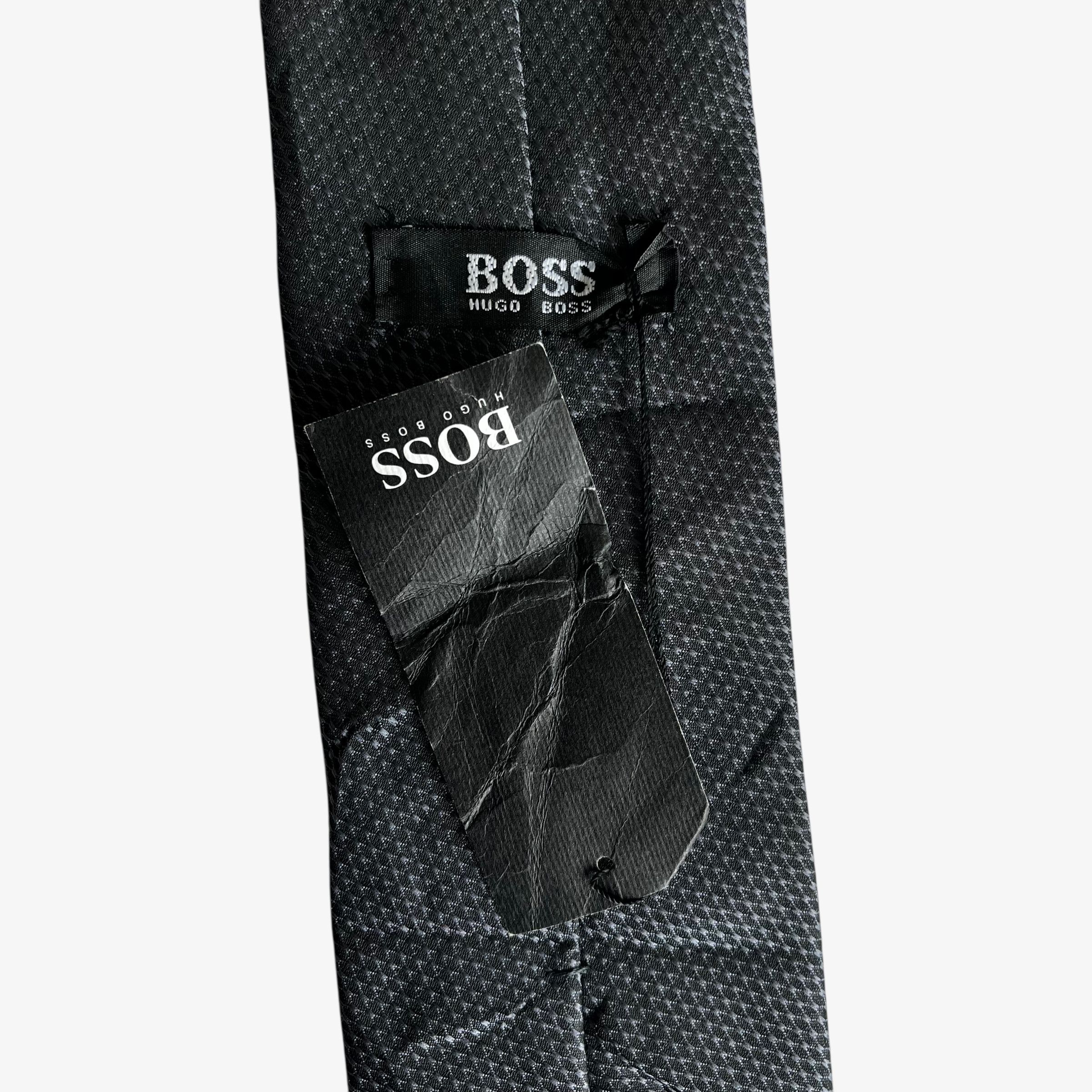 Hugo Boss Vintage Y2K Hugo Boss Textured Grey & Black Silk Tie Size ONE SIZE - 2 Thumbnail