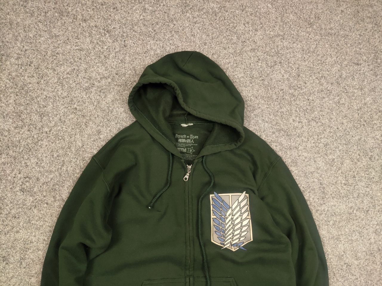 Anime Vintage Attack On Titan Anime Movie Game Zip Logo Hoodie Size US M / EU 48-50 / 2 - 4 Thumbnail