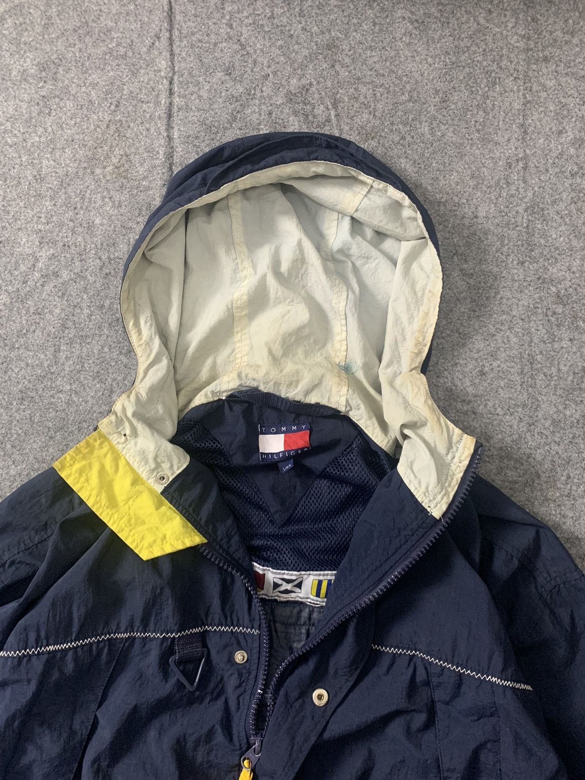 Tommy Hilfiger × Vintage Rare 'Tommy Hilfiger' Gorpcore Jacket Size US L / EU 52-54 / 3 - 4 Thumbnail