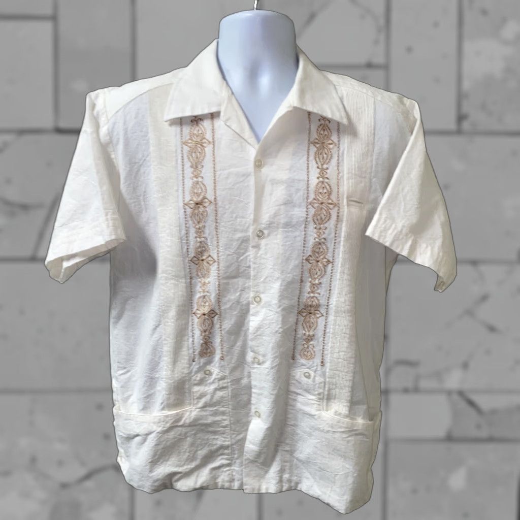Vintage Villanueva Mens White Embroidered Short Sleeve Button-Up Shirt Size 38 Size US M / EU 48-50 / 2 - 1 Thumbnail