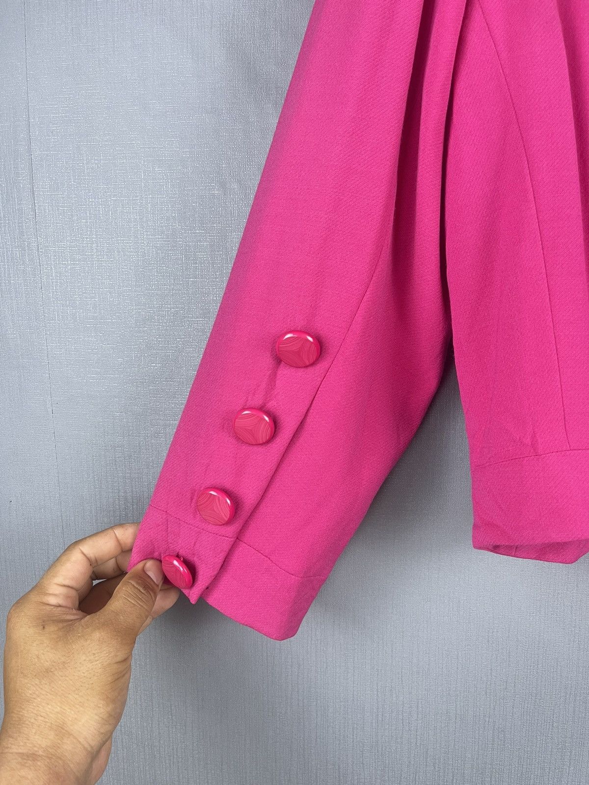 Yves Saint Laurent Vintage Yves Saint Laurent YSL Pink Blazer Size M / US 6-8 / IT 42-44 - 4 Thumbnail