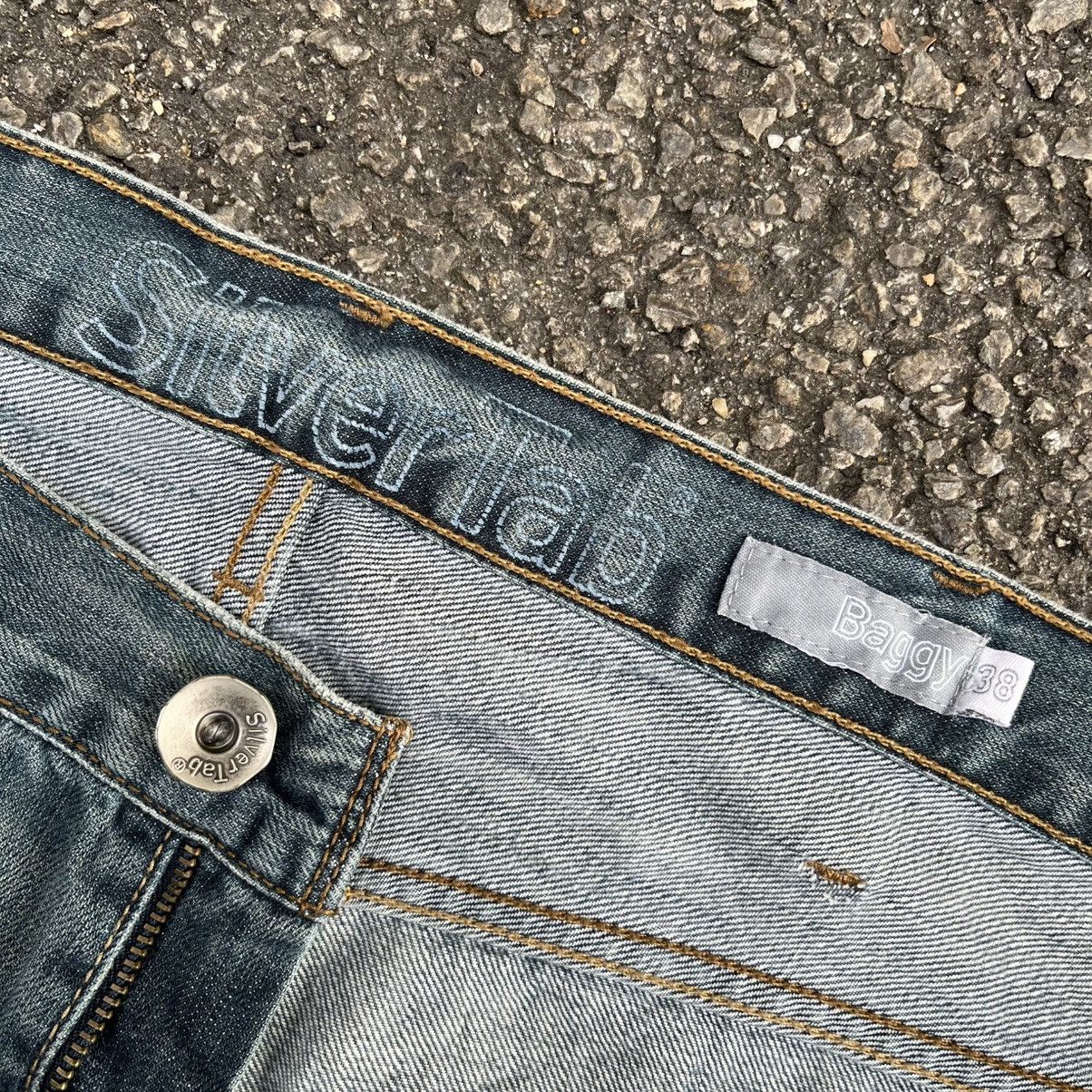 Levi's VINTAGE 90s LEVI'S SILVERTAB BAGGY DENIM SKATER JEANS Y2K Size US 38 / EU 54 - 8 Thumbnail