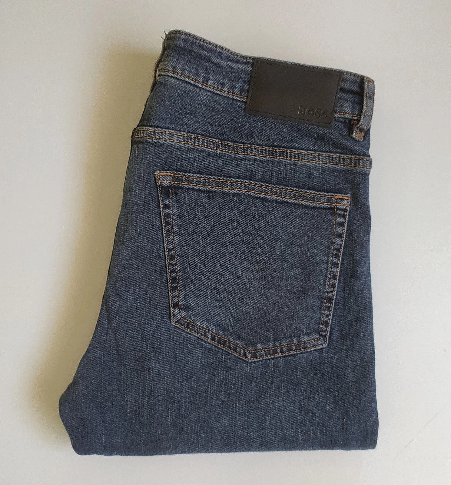 Hugo Boss HUGO BOSS DELAWARE Slim fit men's Jeans T 1221 Size US 32 / EU 48 - 1 Thumbnail
