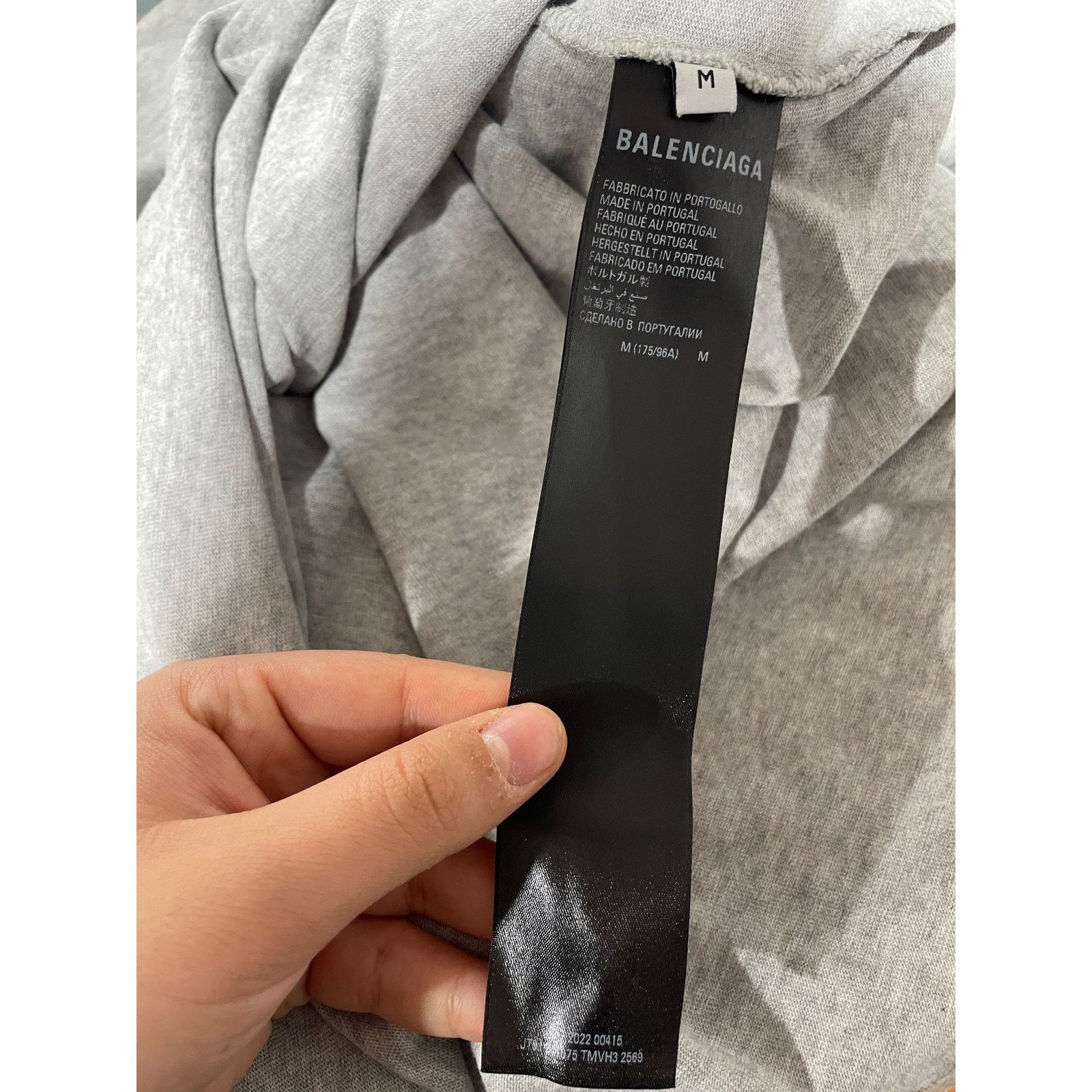 Balenciaga BALENCIAGA GREY 90% 10% MYSELF TEE SIZE MEDIUM PREOWNED Size US M / EU 48-50 / 2 - 5 Thumbnail