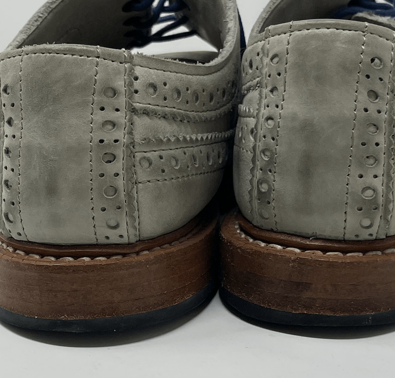 Allen Edmonds Allen Edmonds Banchory Gray Nubuck Oxford Shoes 8 / 8.5 Size US 8 / EU 41 - 6 Thumbnail