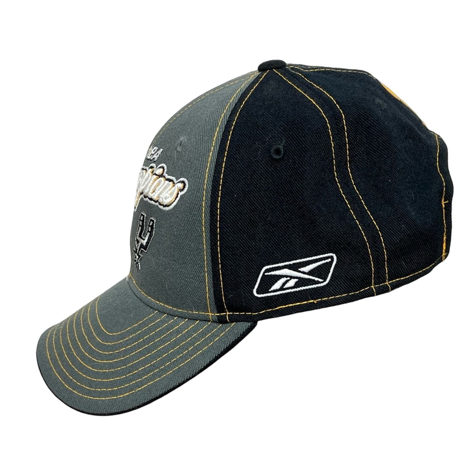 Reebok Vintage Reebok Champions 2005 San Antonio Spurs Strap Hat Size ONE SIZE - 2 Thumbnail
