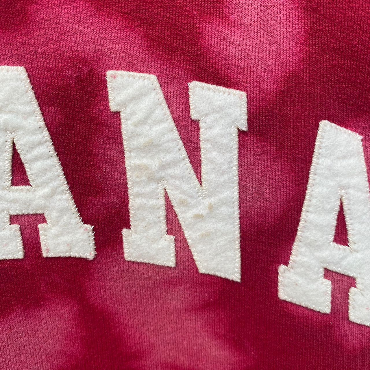 Champion INDIANA SWEATSHIRT BLEACH WASH LARGE PULLOVER RED Size US L / EU 52-54 / 3 - 6 Thumbnail