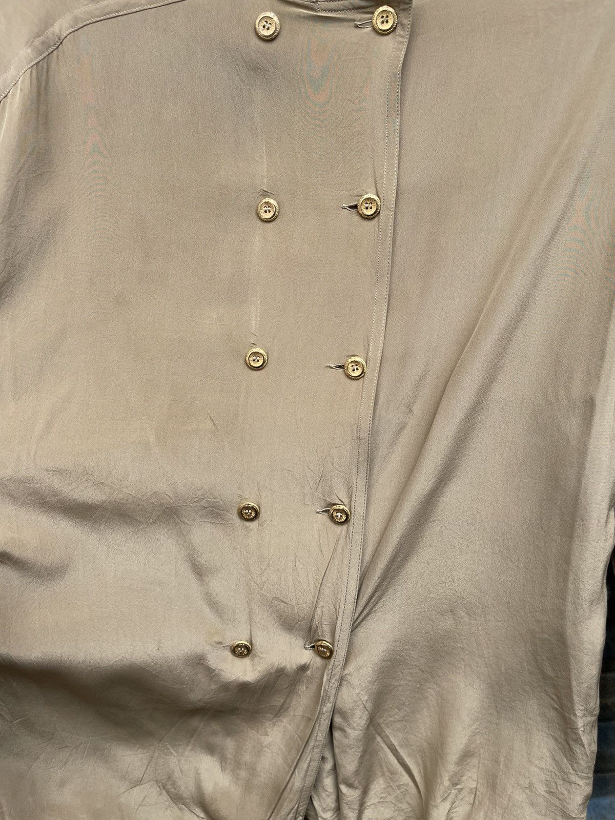 Chanel Vintage Chanel Double Gold Button Rayon Shirt Size M / US 6-8 / IT 42-44 - 3 Thumbnail