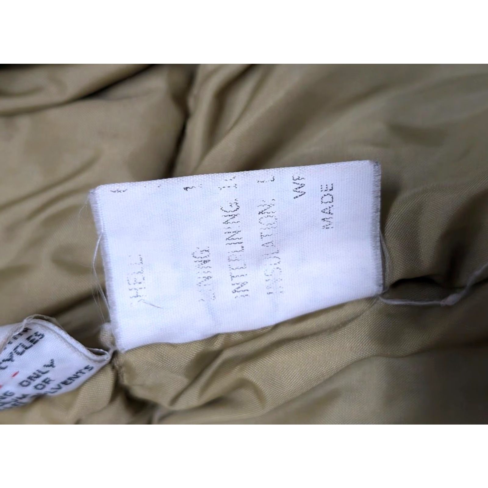 Vintage VINTAGE goose down CAMOUFLAGE PARKA jacket M MEN Brown Down insulation Cotton blend Zip 42-44 Frogskin Goose Down Parka Size US M / EU 48-50 / 2 - 6 Thumbnail