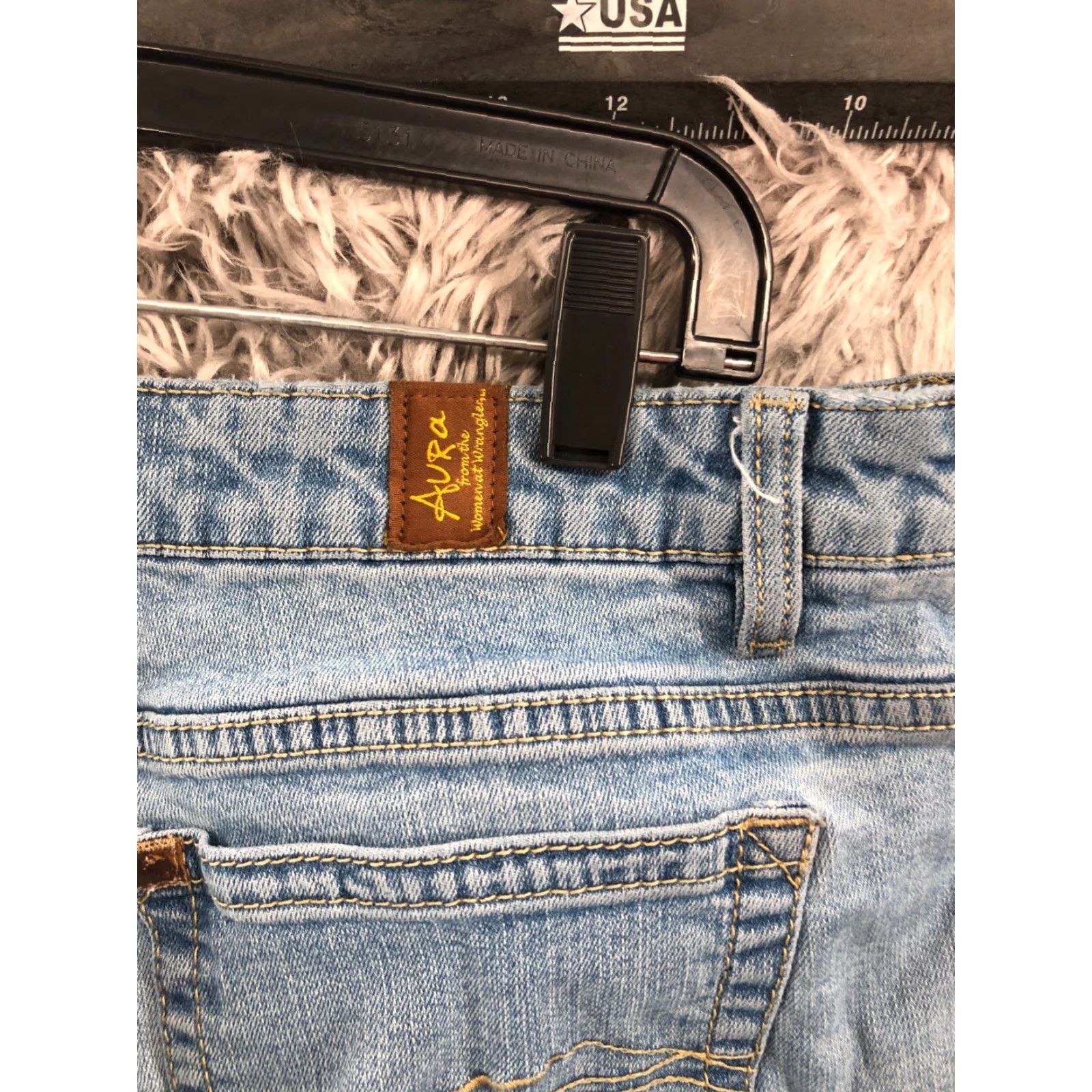 Vintage Aura Jeans 14 Womens Low Rise Light Wash Blue 5-Pocket Denim Cotton Regular Straight N/A Size 36" / US 14 / IT 50 - 7 Thumbnail