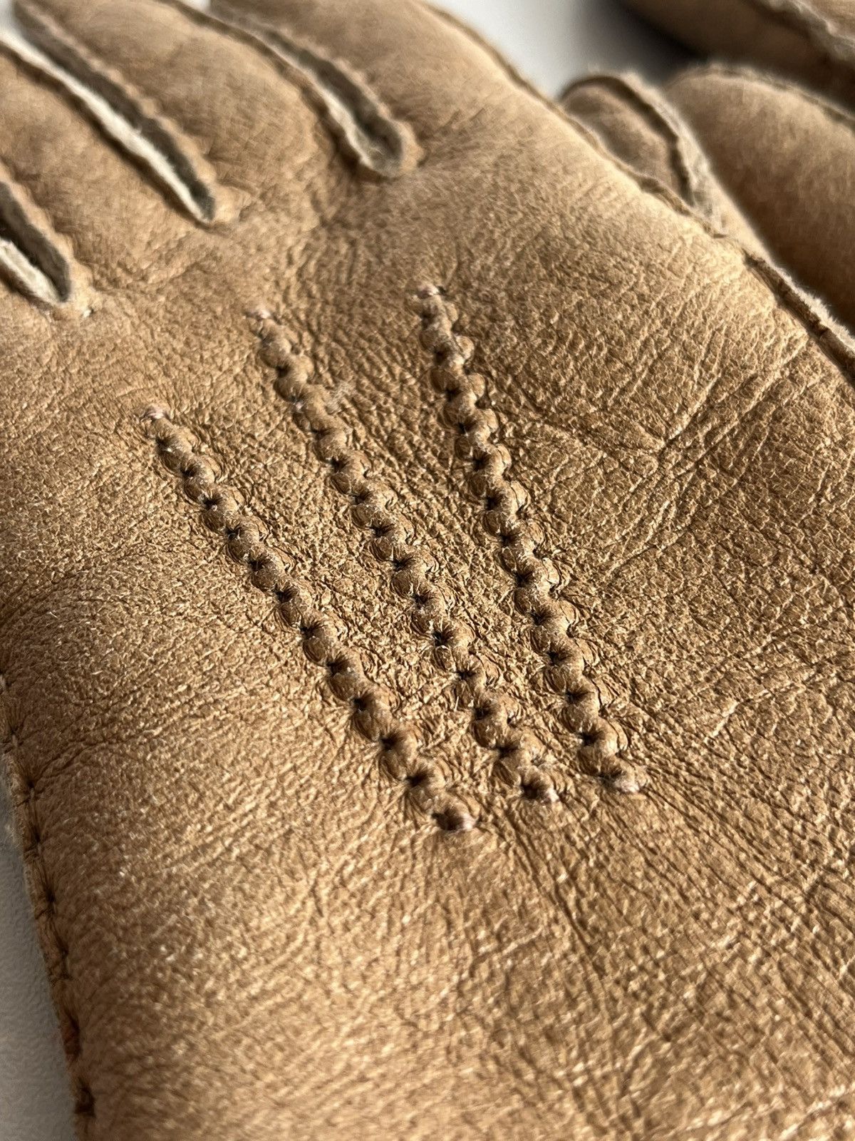 Jil Sander Archive Jil Sander AW05 hand stitched shearling gloves Size 28 - 5 Thumbnail