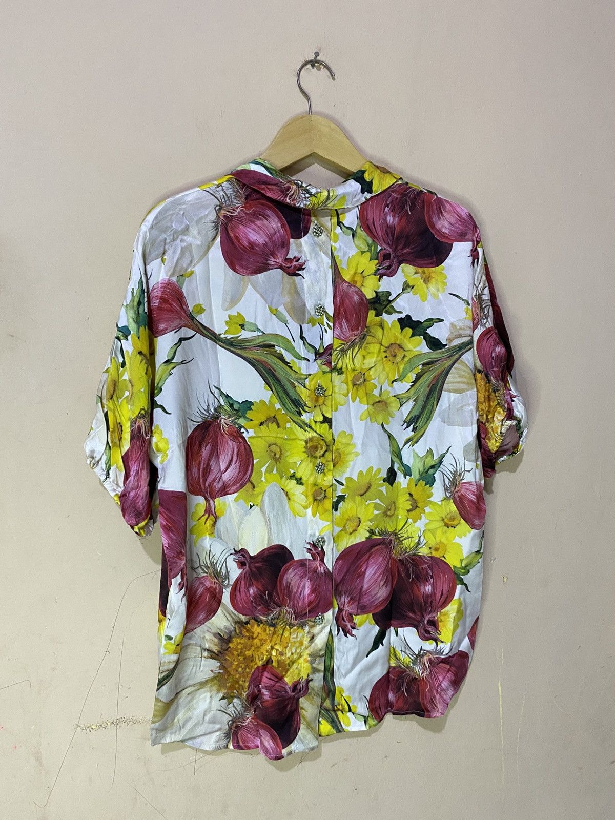 Dolce & Gabbana SS 2012 Dolce & Gabbana Onion Printed Silk Blouse Size S / US 4 / IT 40 - 11 Thumbnail
