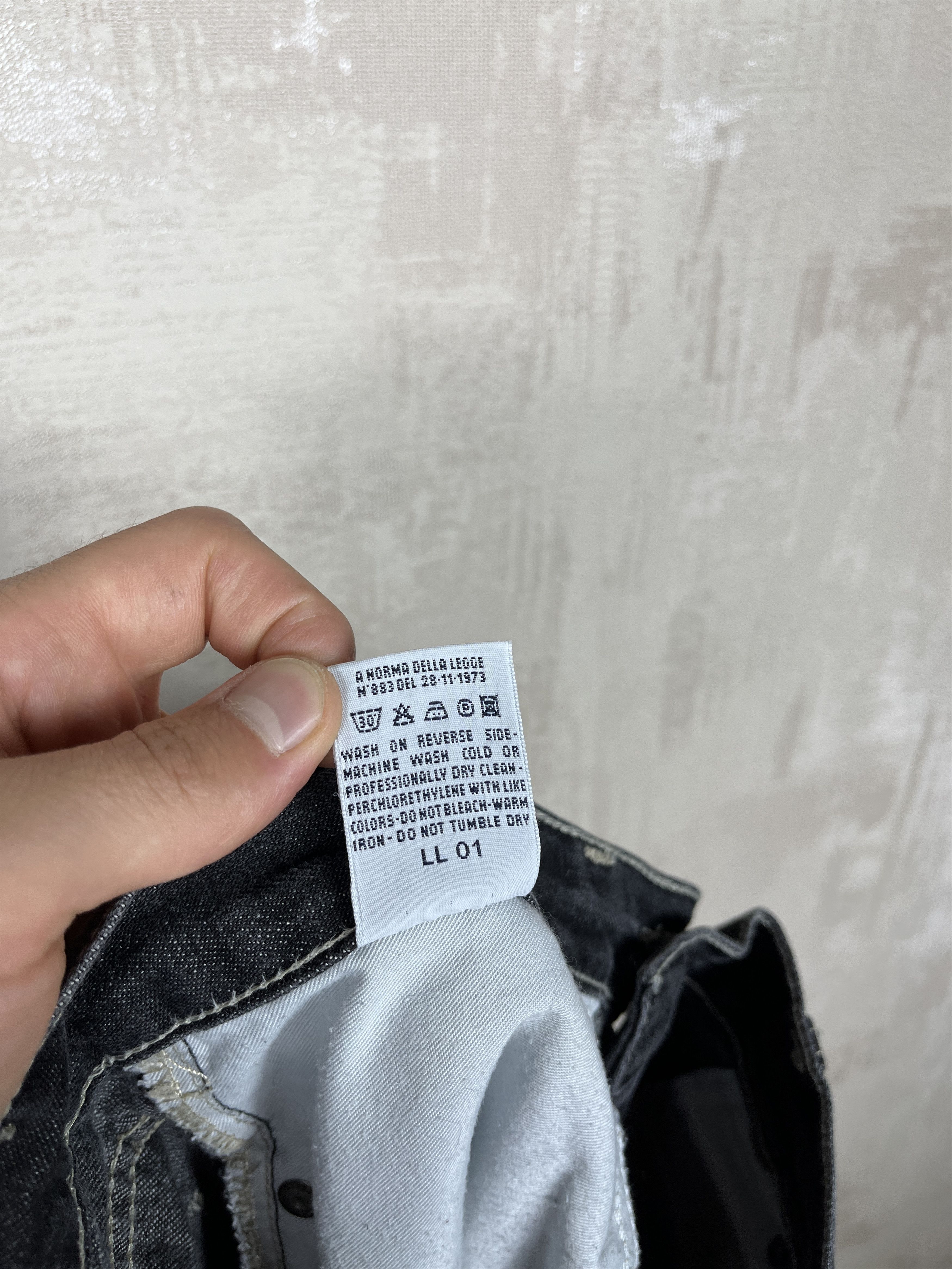 Gianfranco Ferre Gianfranco Ferre Vintage Denim Jeans fits to US 31-32 Size US 32 / EU 48 - 20 Thumbnail