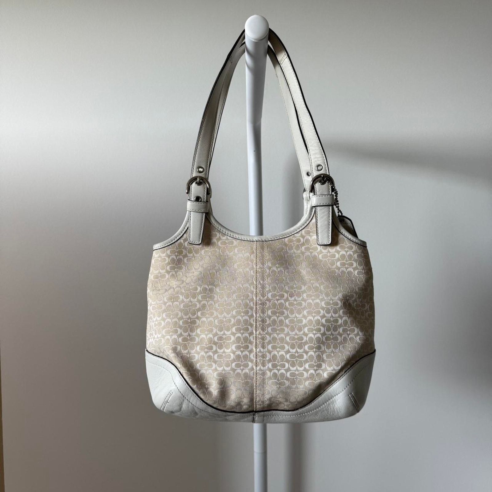 Coach Vintage coach white signature shoulder Size ONE SIZE - 3 Thumbnail