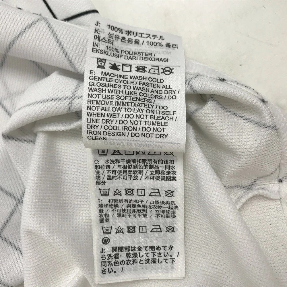 Comme des Garcons Black T-Shirts Printed Short Sleeve Polyester Crewneck White Size US XL / EU 56 / 4 - 8 Thumbnail
