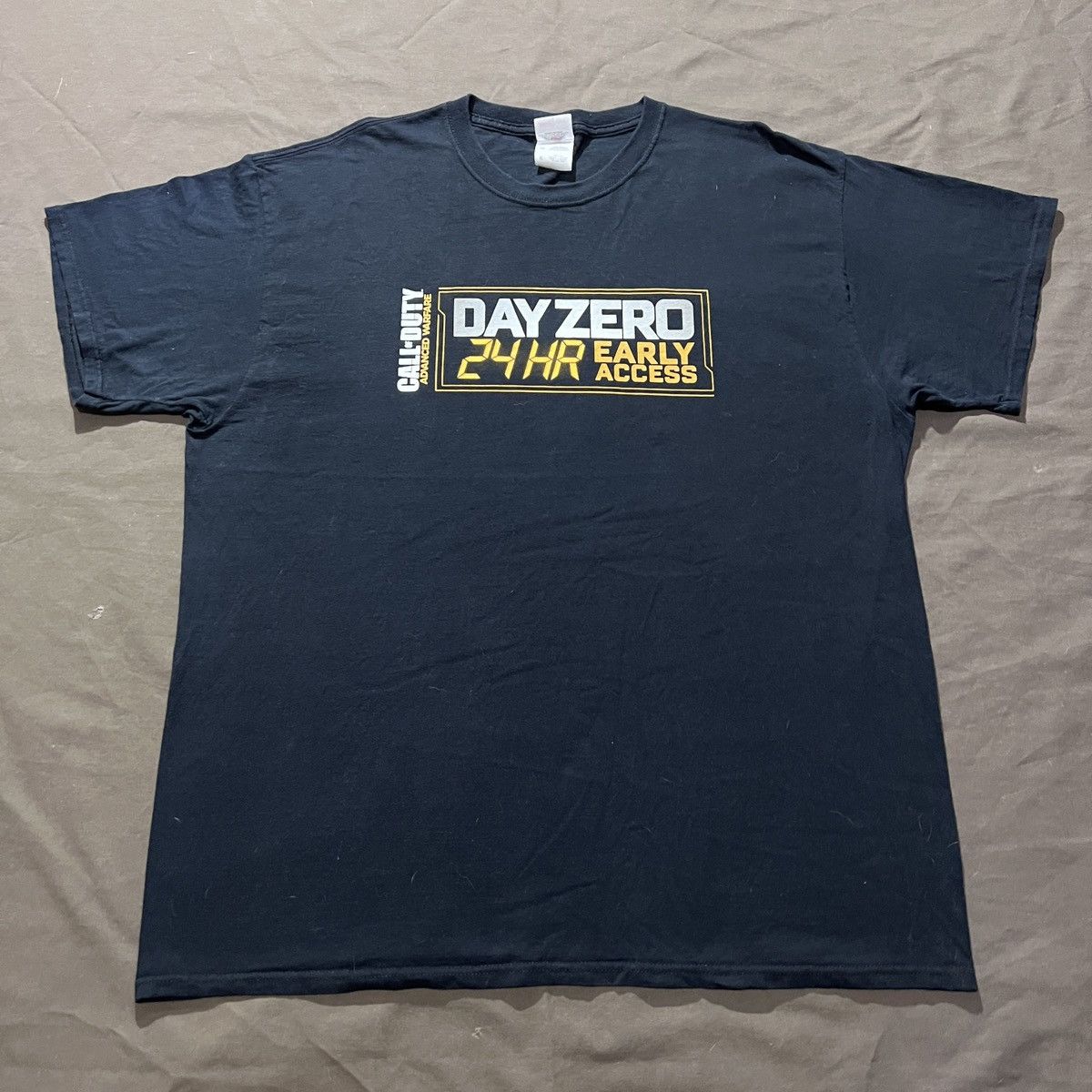 The Game Vintage Y2K Call of duty Day Zero Game PlayStationTee XL Size US XL / EU 56 / 4 - 2 Thumbnail