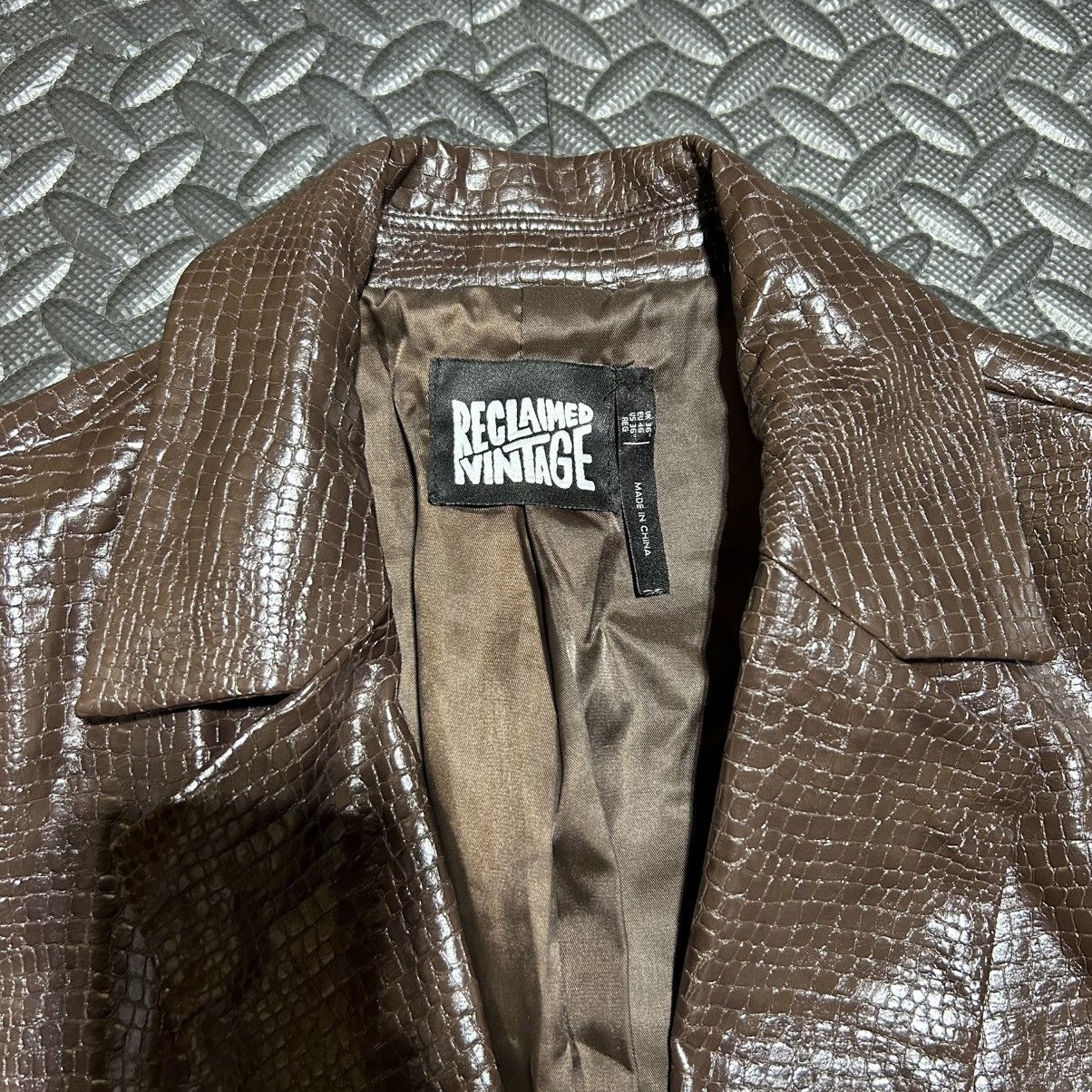 Other Reclaimed Vintage Faux Leather Blazer Crocodile Women’s 36” Size ONE SIZE - 2 Thumbnail