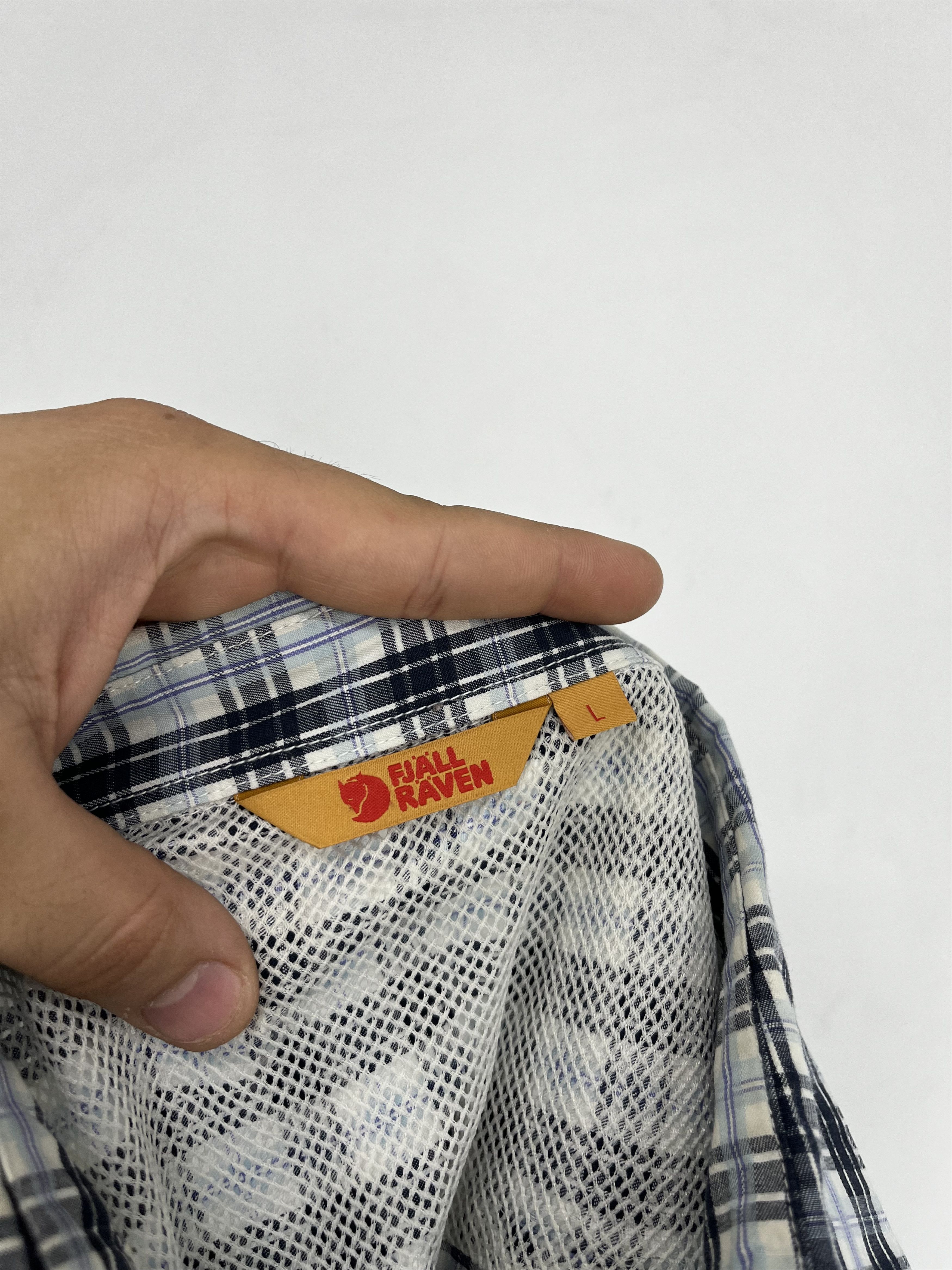 Fjallraven Fjall Raven Short Sleeve Streetwear Outdoor Shirt Size L Size US L / EU 52-54 / 3 - 12 Thumbnail