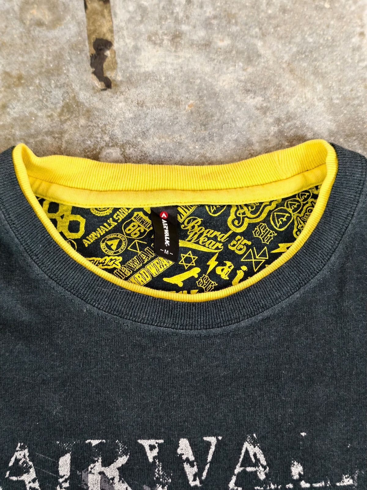Airwalk Airwalk T-Shirt Size US M / EU 48-50 / 2 - 5 Thumbnail