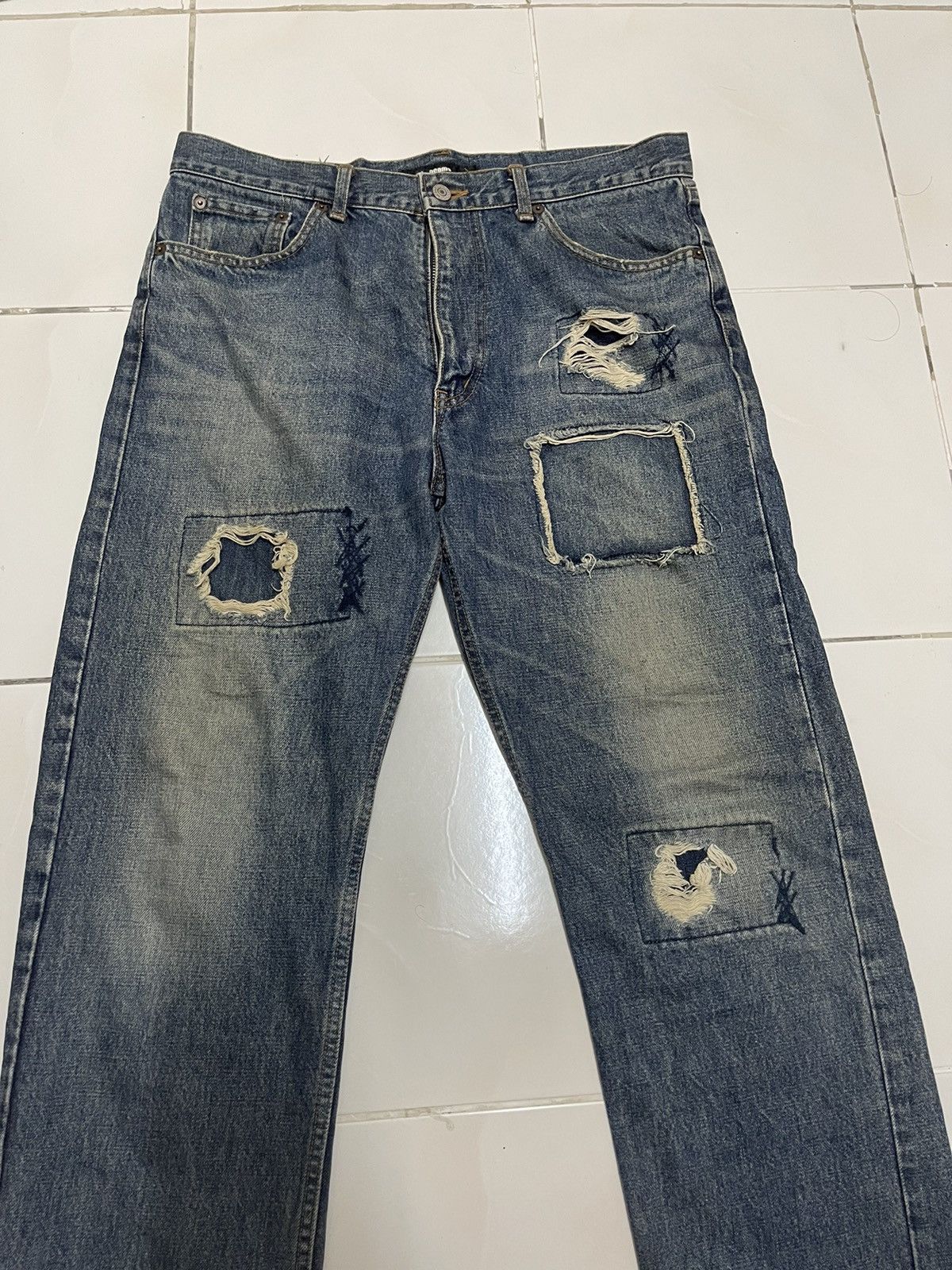 Beams Plus ❌ON SALE❌ BEAMS PATCHWORK DISTRESSED DIRTY JEANS Size US 34 / EU 50 - 6 Thumbnail