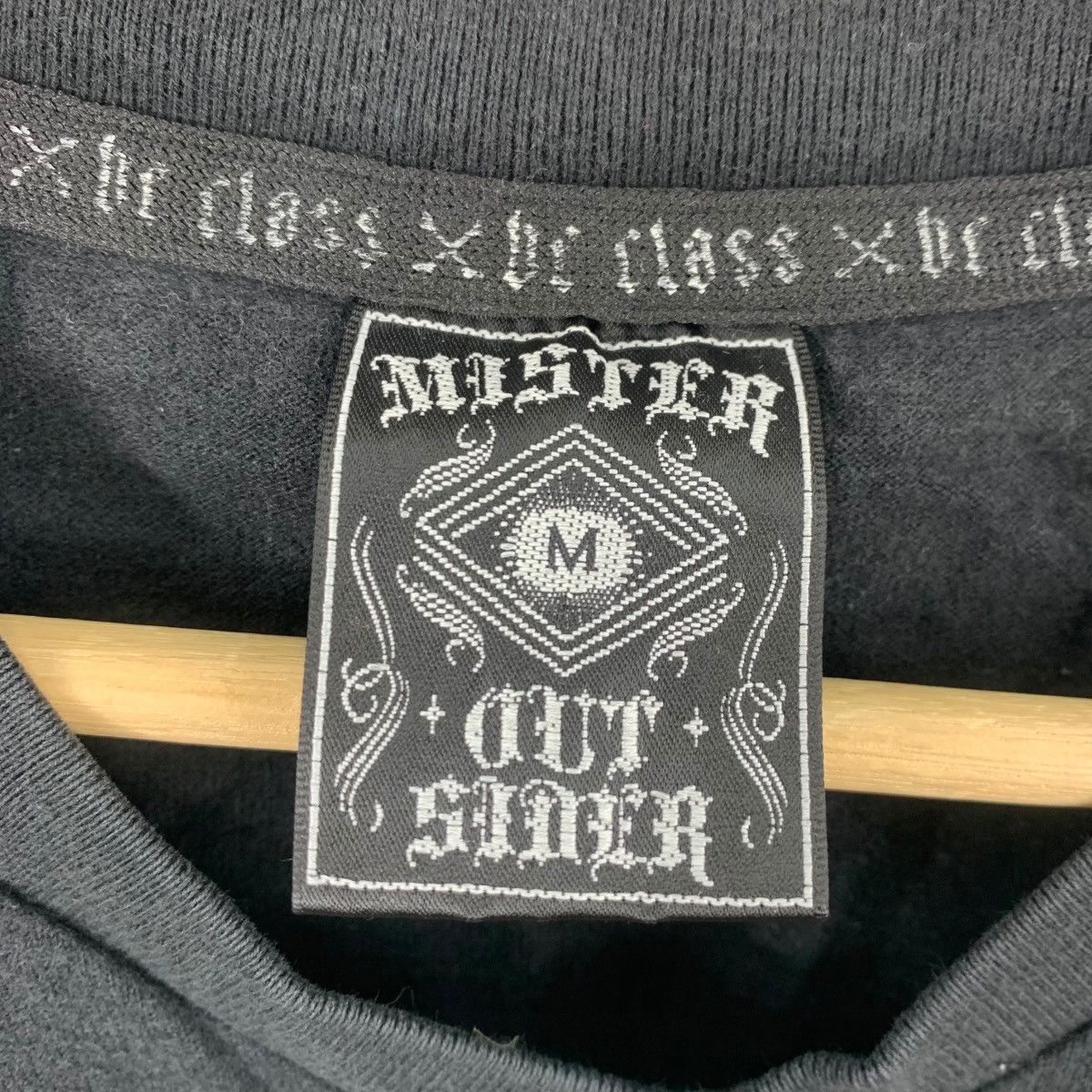 Vintage MISTER OUT SIDER Y2K Triple Extra Cross Immortal Tee Shirt Size US M / EU 48-50 / 2 - 7 Thumbnail