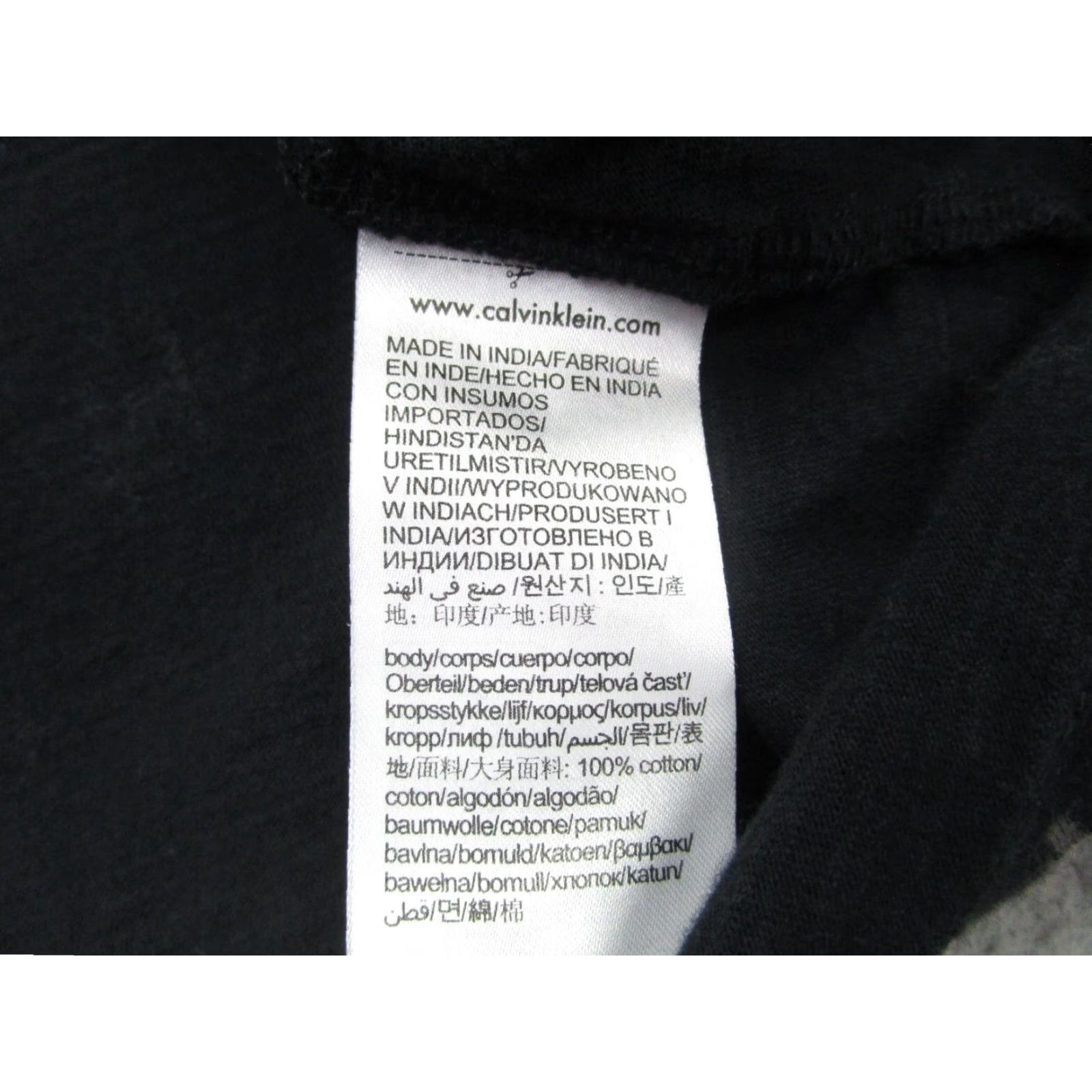 Calvin Klein VINTAGE Calvin Klein Graphic Print Short Sleeve T-Shirt Mens M Black Size US M / EU 48-50 / 2 - 7 Thumbnail