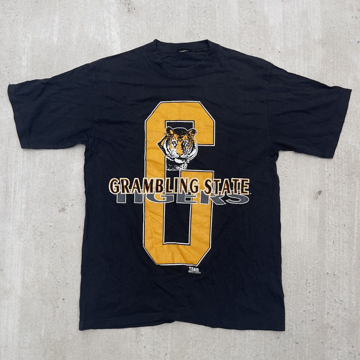 Vintage Vintage 90s Thrashed GRAMBLING UNIVERSITY GU Shirt Size US XL / EU 56 / 4 - 1 Thumbnail