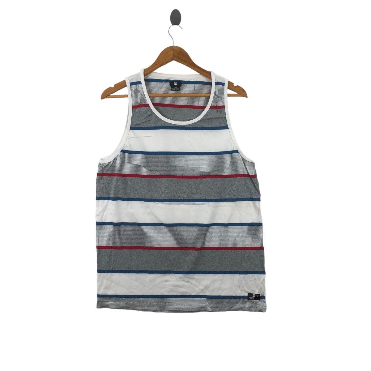 Vintage Vintage DC SHOES USA Skateboard Striped Tank Top Tee Shirt Size US L / EU 52-54 / 3 - 1 Thumbnail