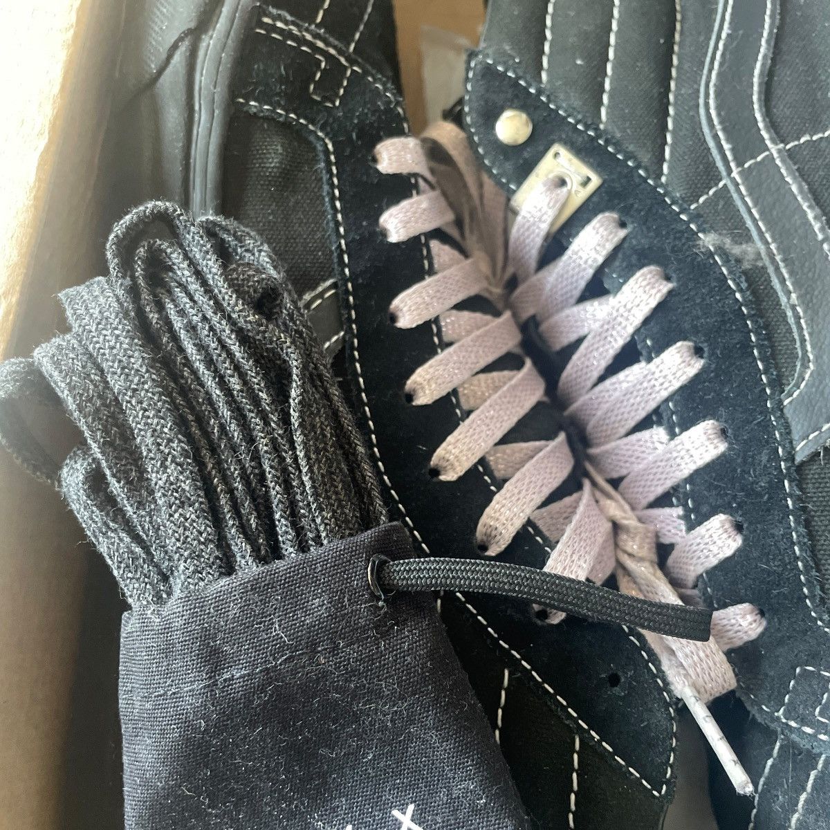 1017 ALYX 9SM × Vans ALYX og sk8-hi *rare* Size US 9 / EU 42 - 9 Thumbnail