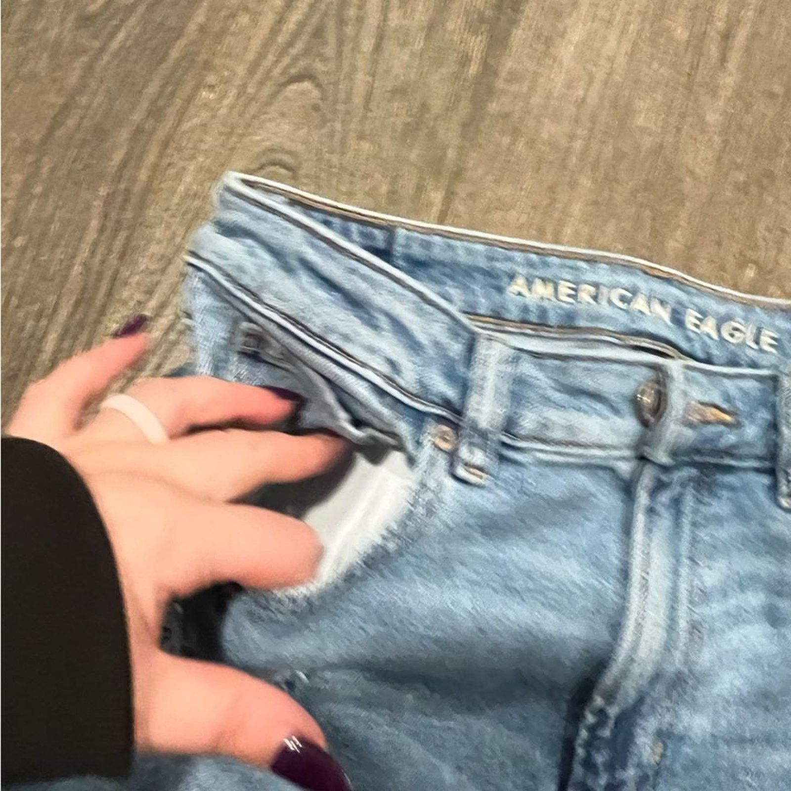 American Eagle Outfitters American Eagle Mom Jeans High Rise Stretch Whiskering Size 30" / US 8 / IT 44 - 2 Thumbnail