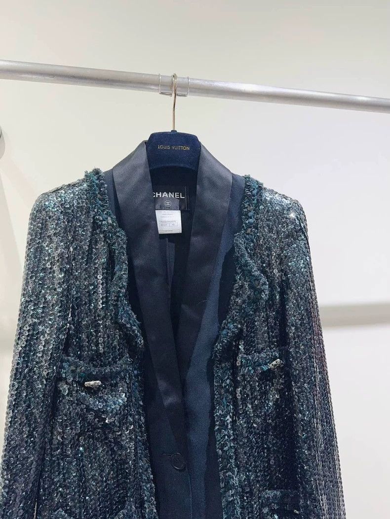 Chanel Chanel Two coats with sequins 2503-Nextarrow Size S / US 4 / IT 40 - 3 Thumbnail