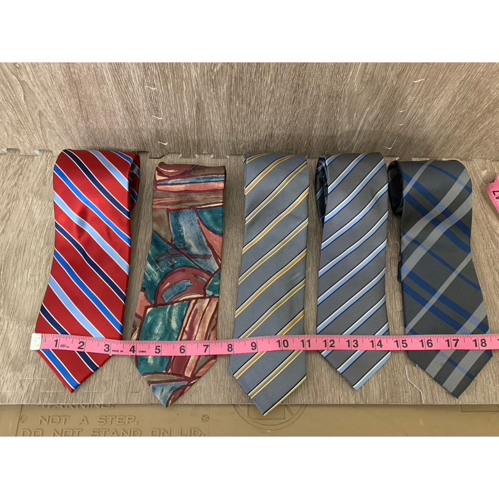 Saddlebred Saddlebred Men's Designer Striped Tie Set Multicolor 5 Piece Size ONE SIZE - 2 Thumbnail