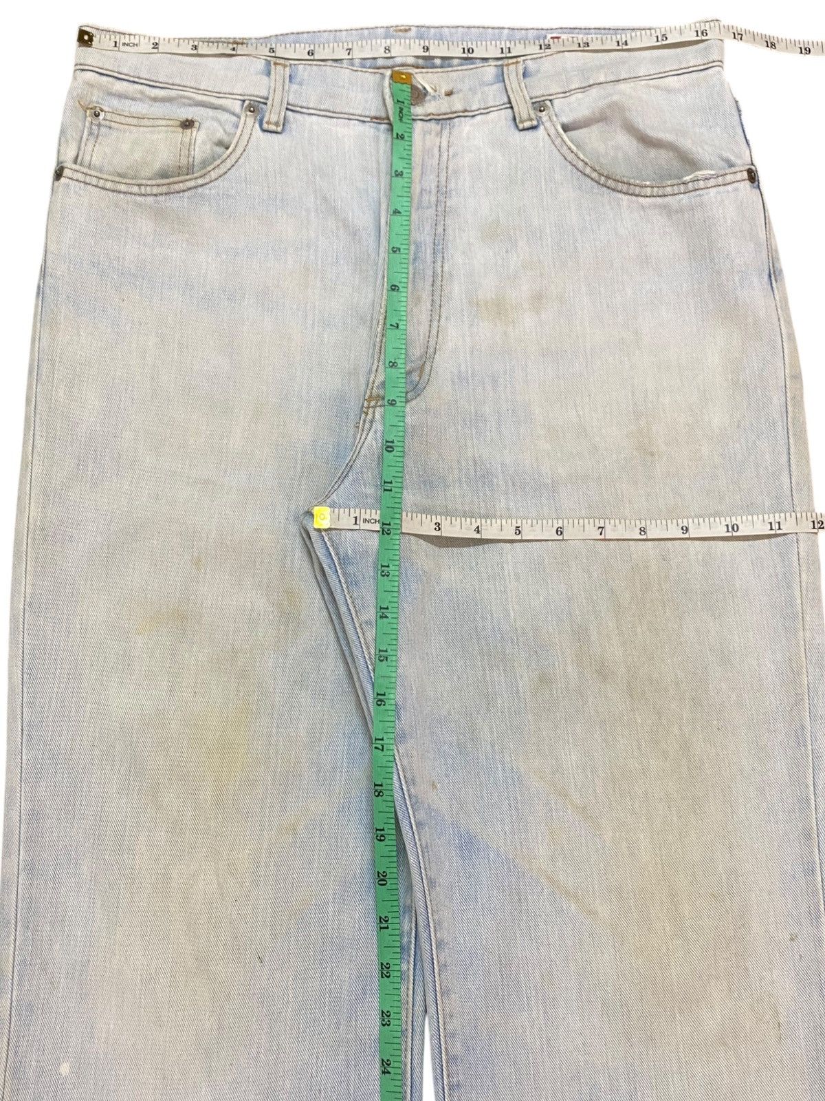 Wrangler Vintage Wrangler Faded Wash Grunge Distressed Baggy Jeans Size US 31 - 18 Thumbnail