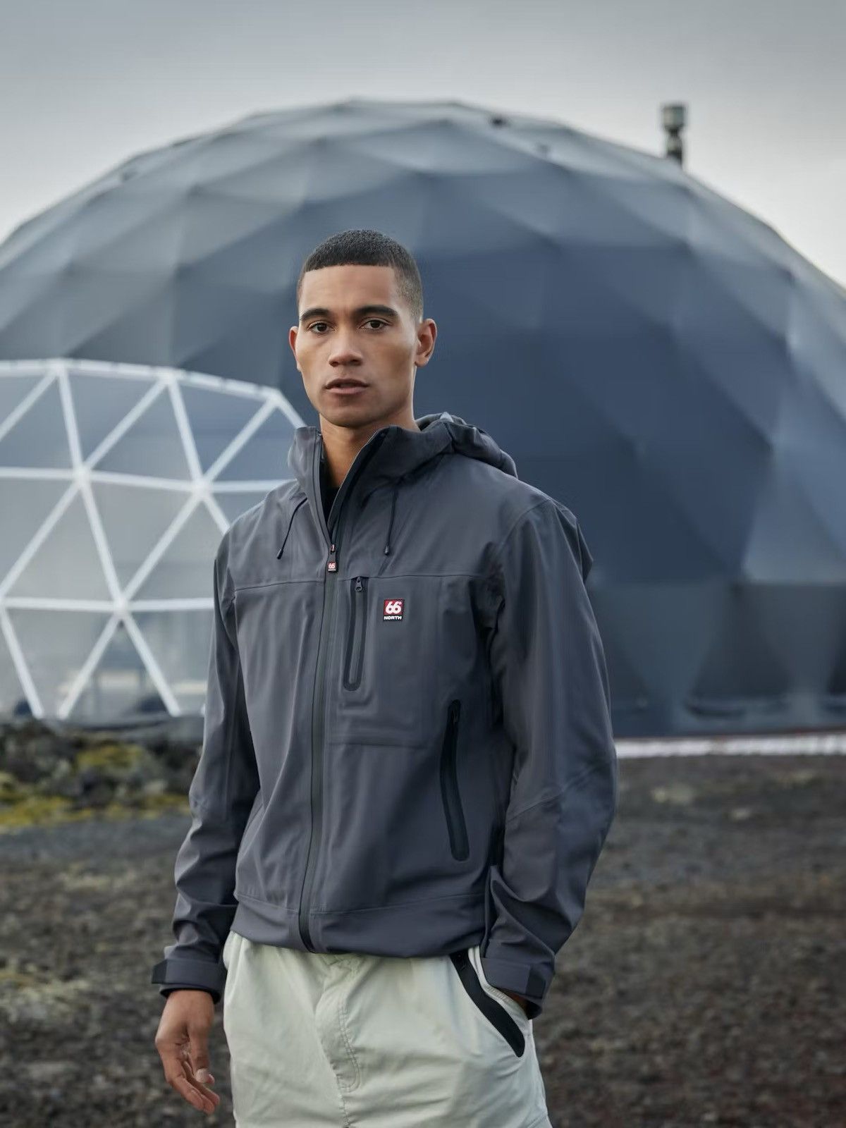 66 North 66° North Skaftafell Gore-Tex Infinium Jacket in Lava Size US M / EU 48-50 / 2 - 1 Thumbnail