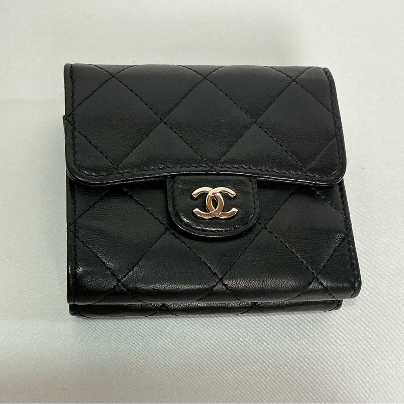 Chanel CHANEL Matelasse Tri-Fold Compact Wallet Lambskin Silver Size ONE SIZE - 8 Thumbnail
