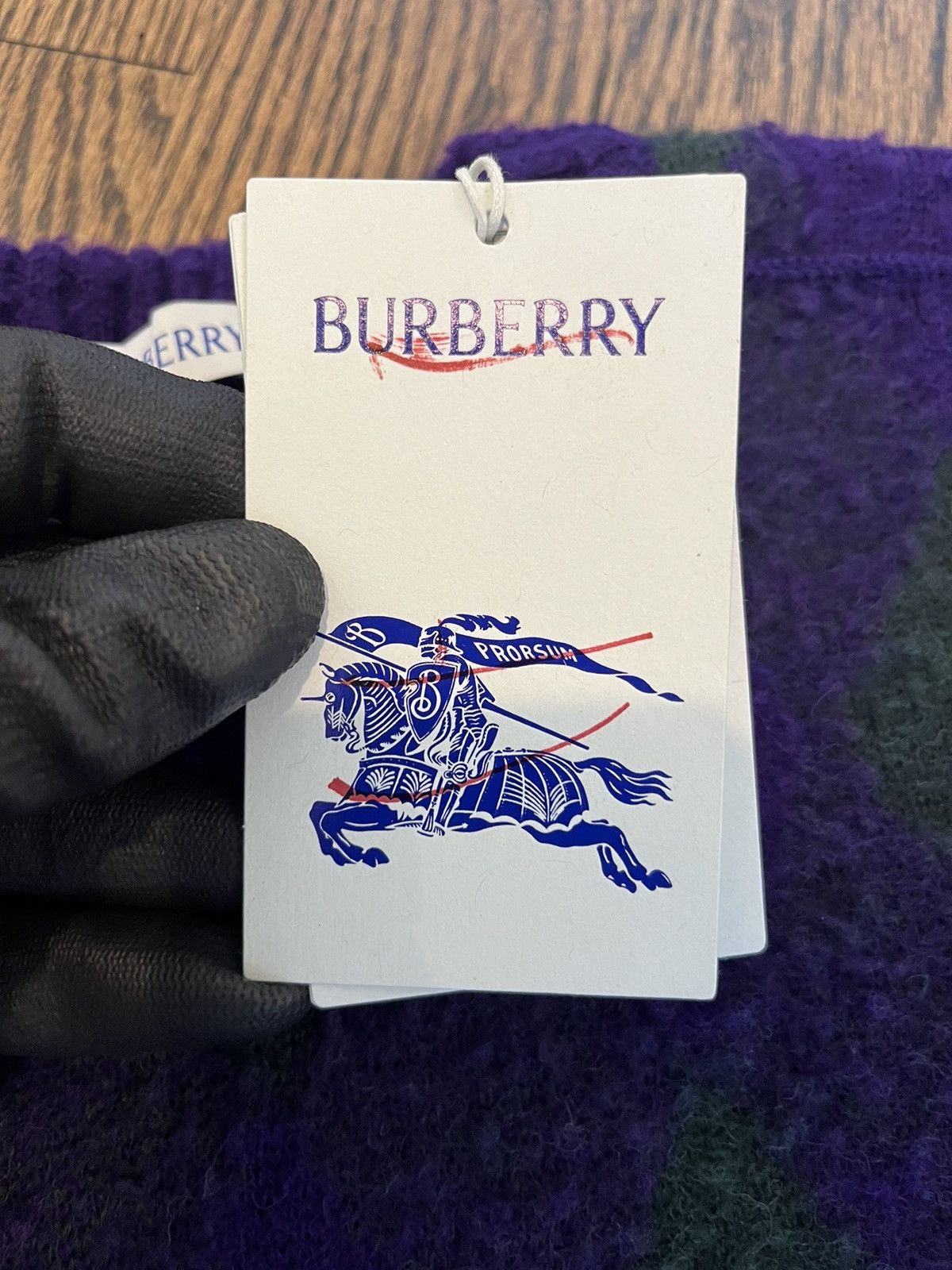 Burberry Burberry Cropped Argyle Wool Sweater Size L / US 10 / IT 46 - 12 Thumbnail
