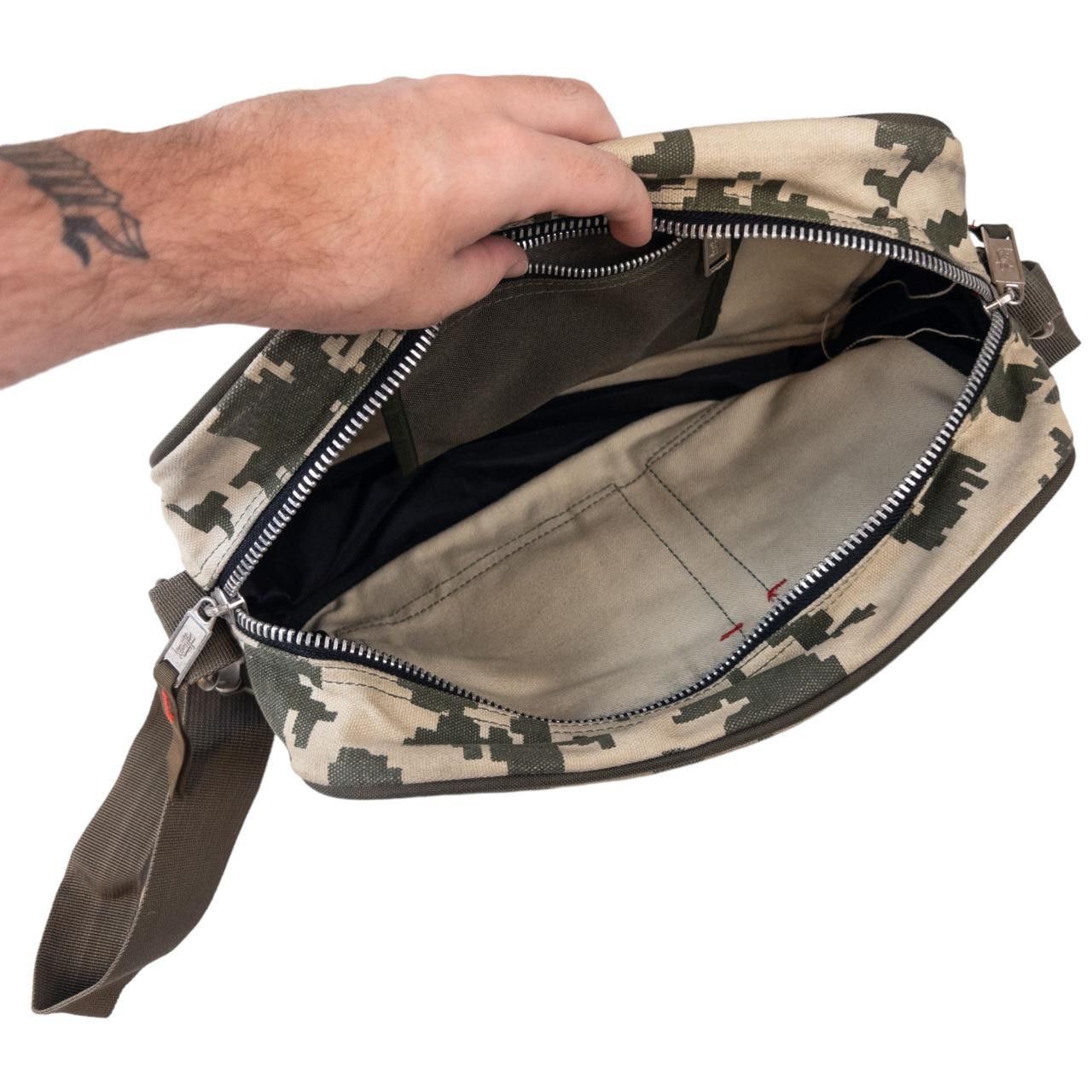 Stussy Vintage Stussy Digital Camo Crossbody Bag Size ONE SIZE - 4 Thumbnail