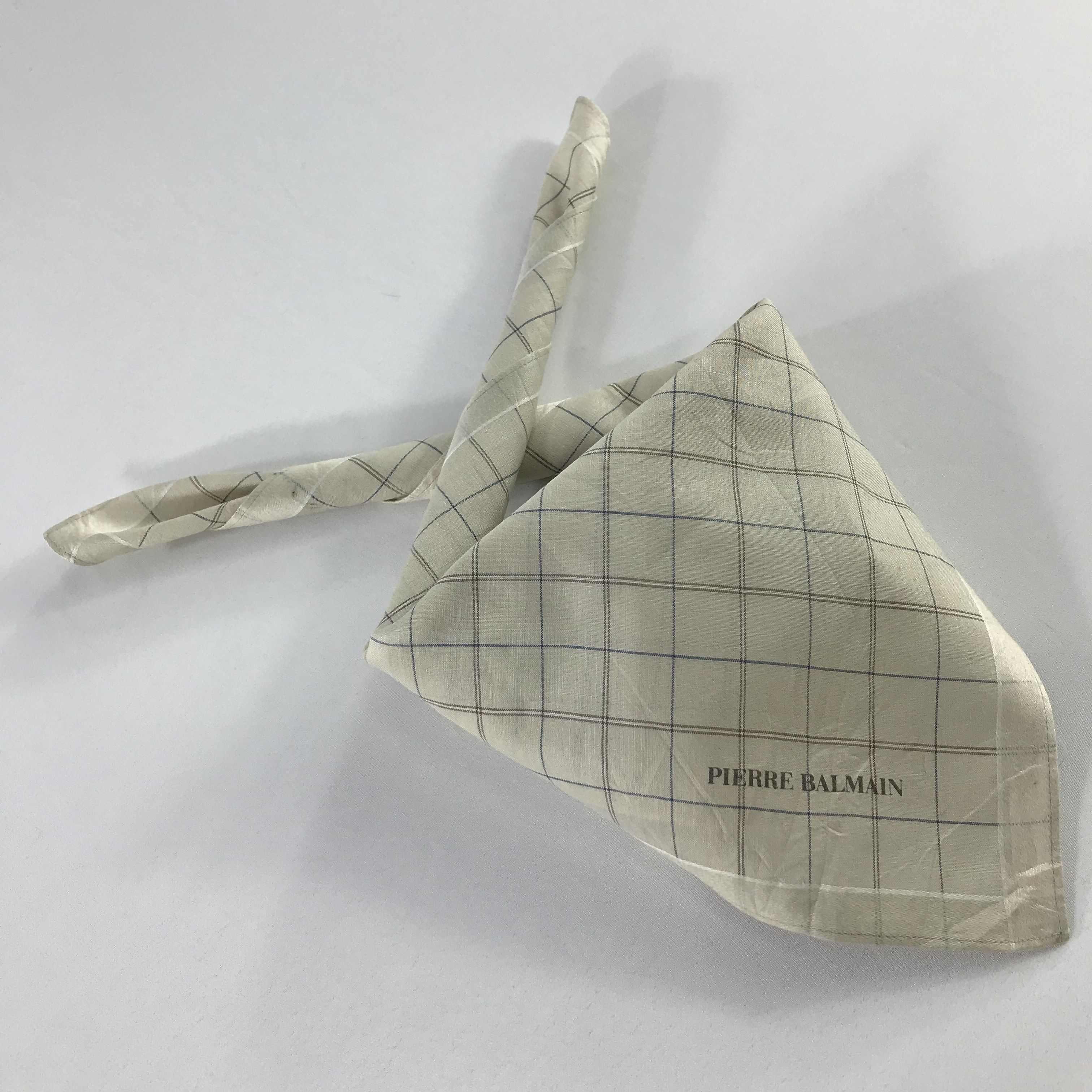 Pierre Balmain × Vintage Pierre Balmain Bandana / Handkerchief / Neckerchief - S926 Size ONE SIZE - 4 Thumbnail