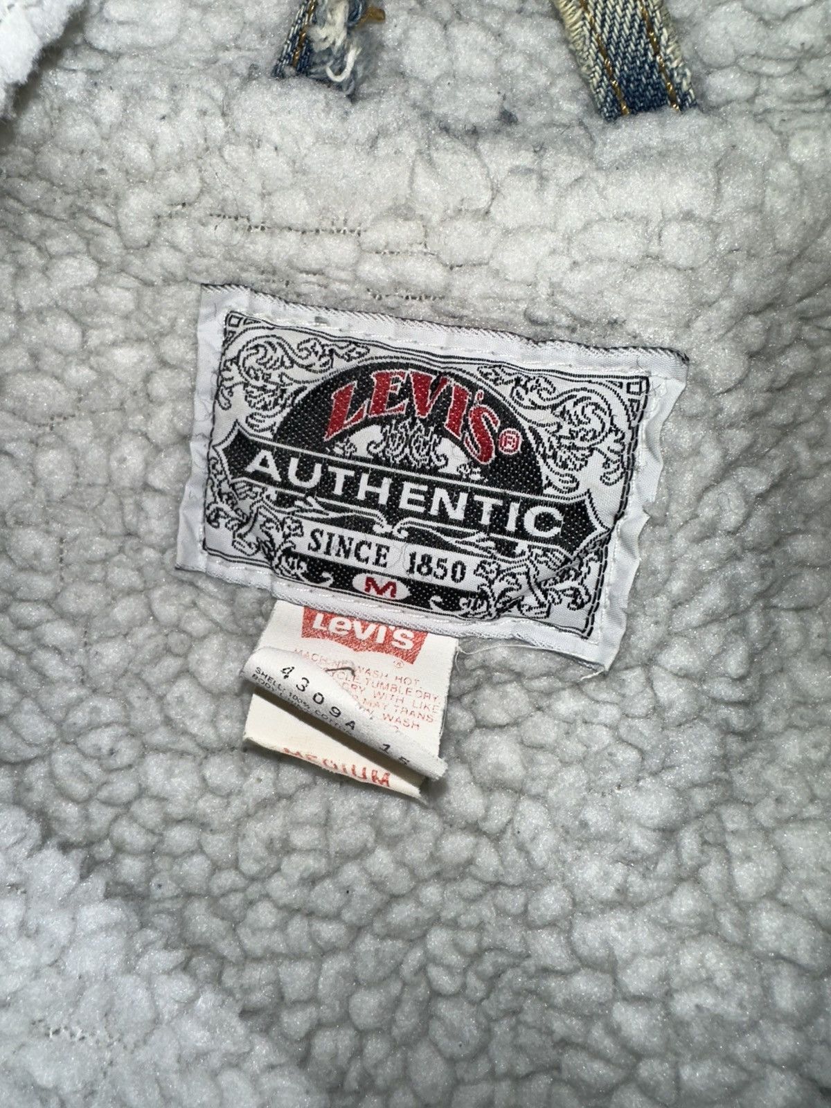 Levi's Vintage Clothing Levi’s Authentic Sherpa Denim Trucker Jacket Size US M / EU 48-50 / 2 - 5 Thumbnail