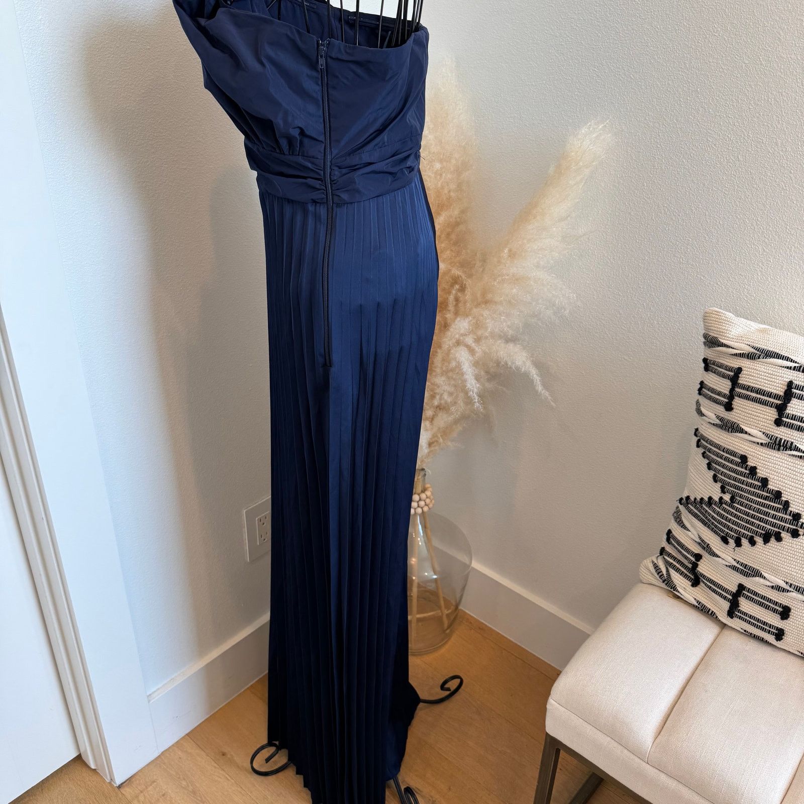 Other One 33 Social Navy Pleated Cocktail Formal Pantsuit Size 28" / US 6 / IT 42 - 6 Thumbnail