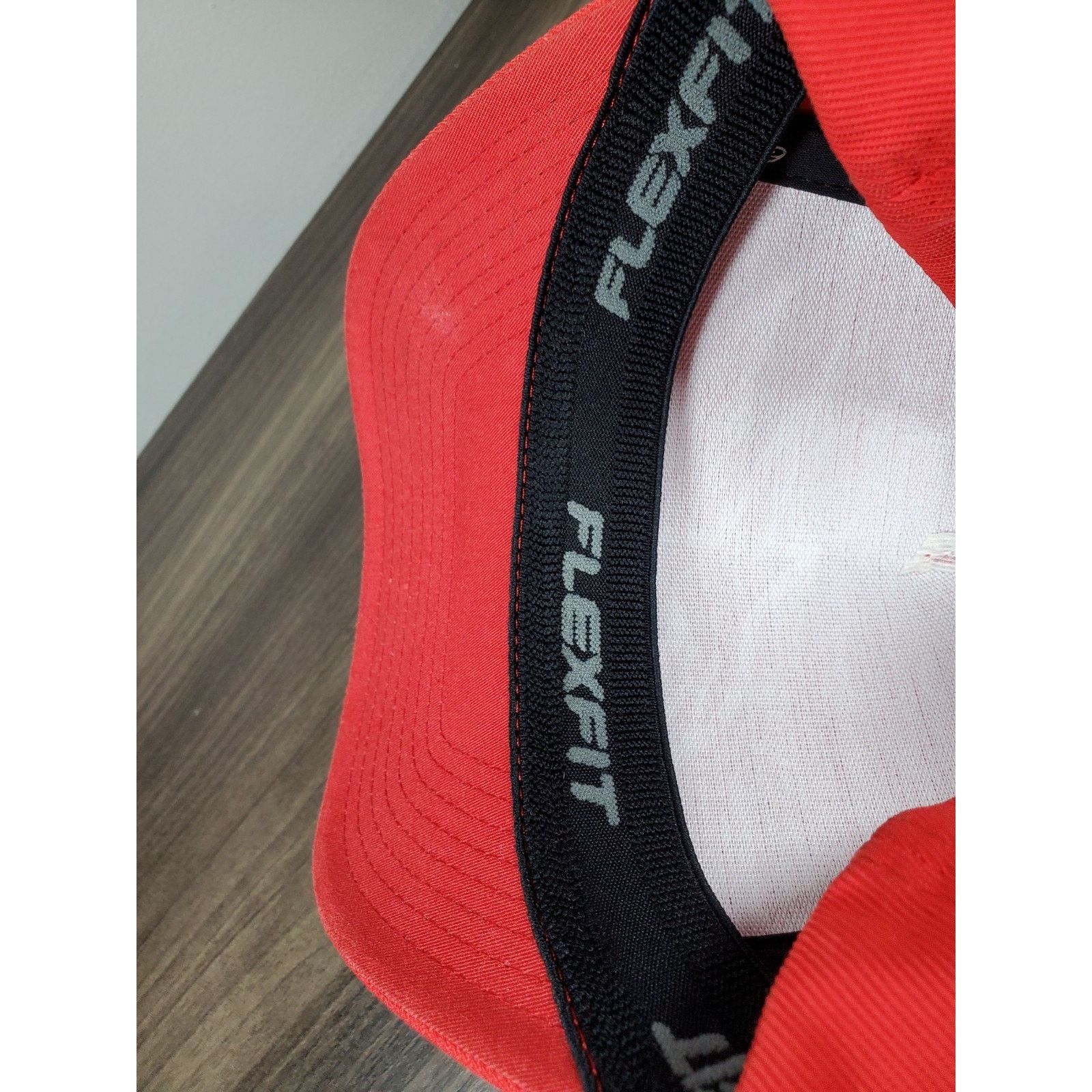 Alpinestars RARE Alpinestars Hat Red Ride Dry Flexfit Small-Medium Cap Size 36 - 10 Thumbnail
