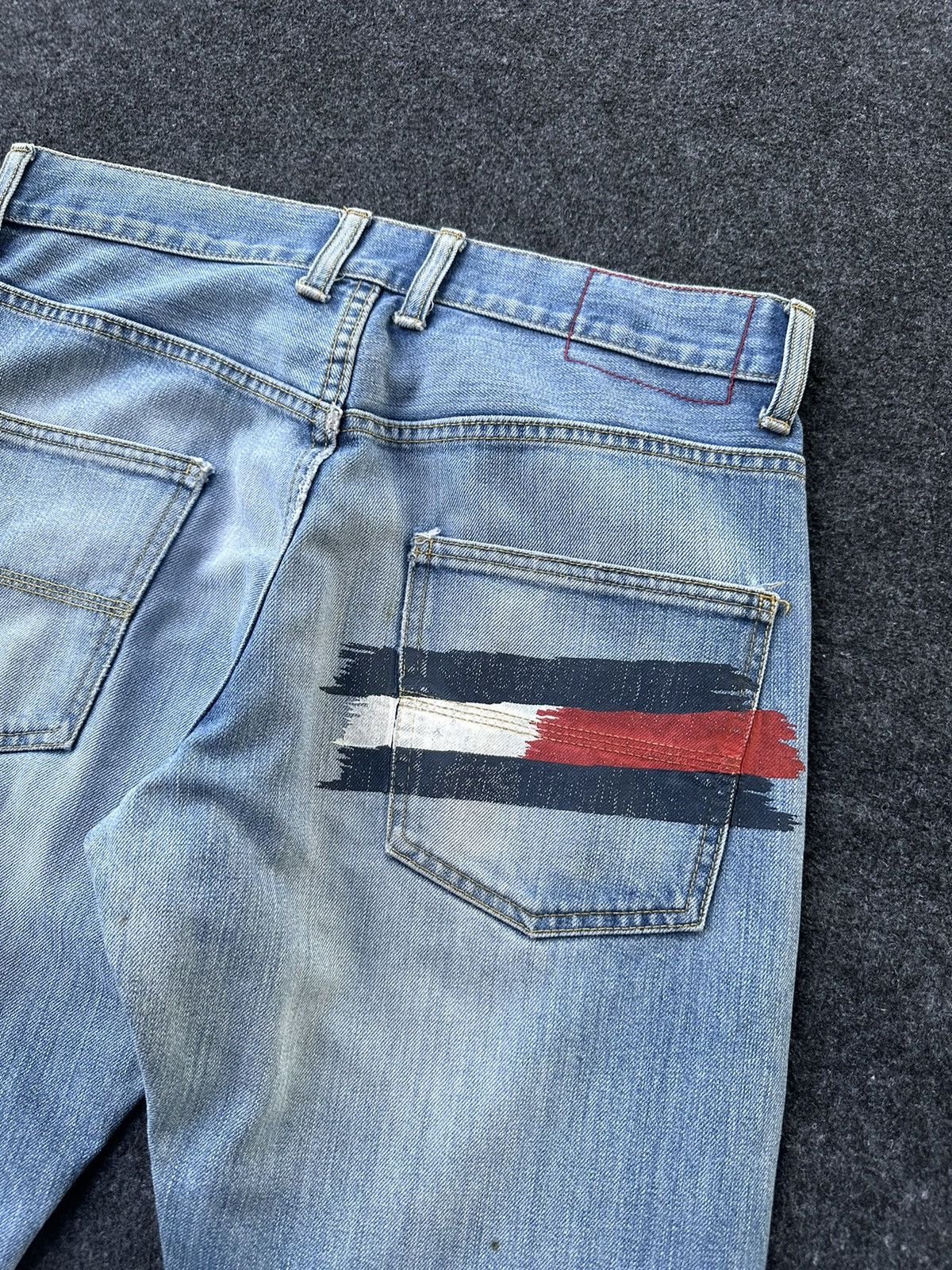 Tommy Hilfiger Tommy Hilfiger Light Blue Faded Washed Denim D175 Size US 31 - 5 Thumbnail