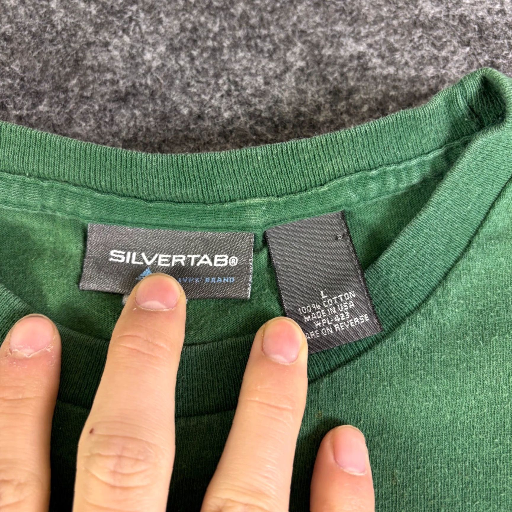 Logo 7 VINTAGE Levis Silvertab T Shirt Graphic Logo Green Mens Size Large 90s Size US L / EU 52-54 / 3 - 5 Thumbnail