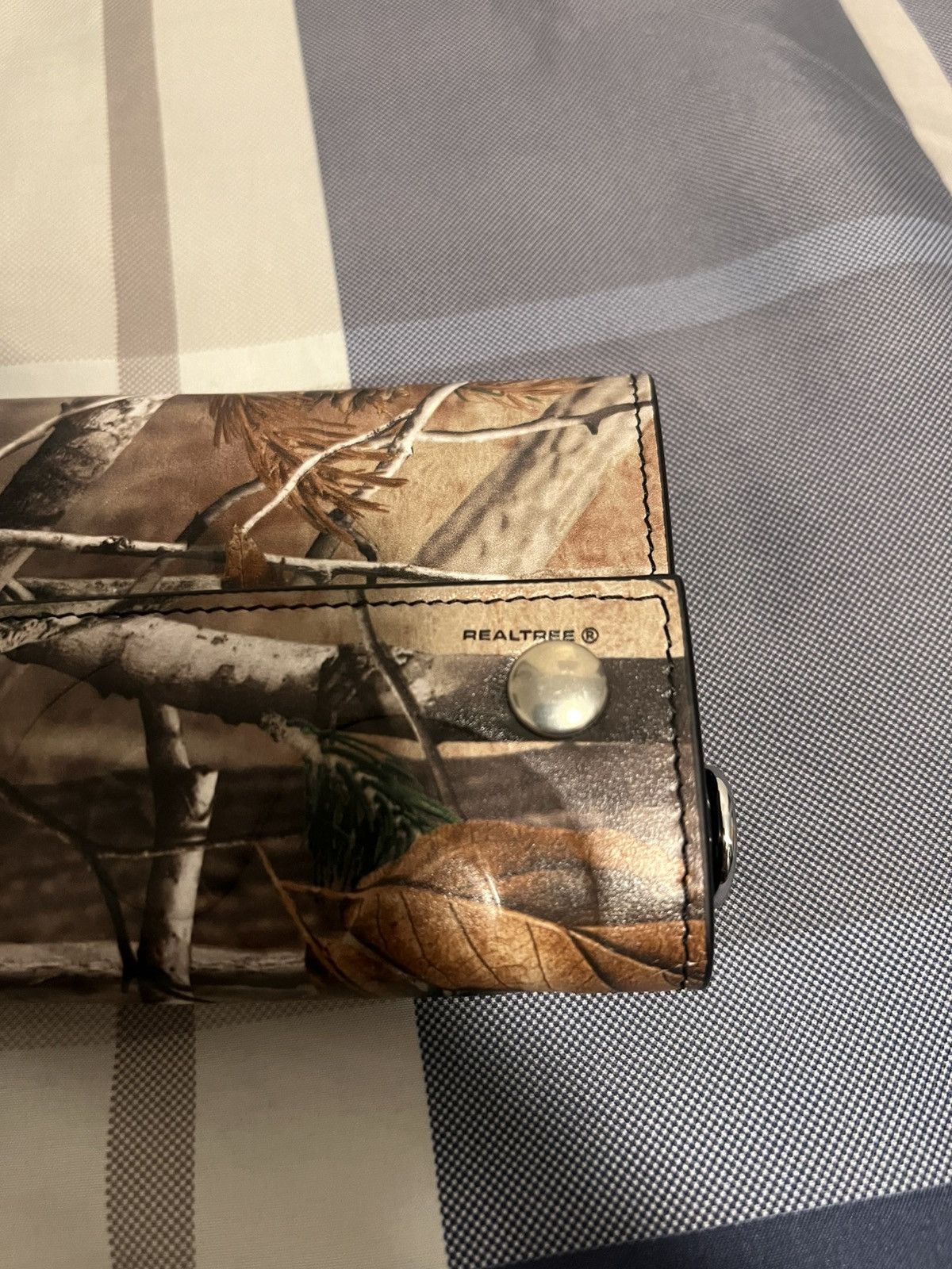 Supreme Supreme Leather Chain Wallet RealTree Size ONE SIZE - 4 Thumbnail