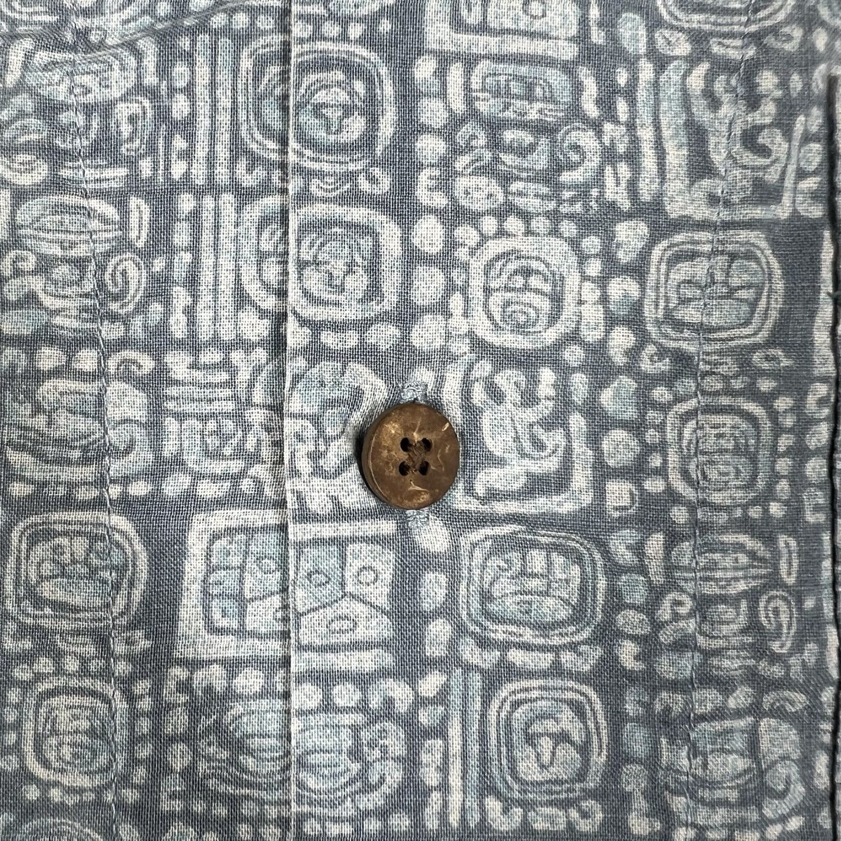 Vintage LL Bean Button Up Shirt Men's M Blue Mayan Pattern Short Sleeve Tribal Graphic Print Casual Travel Size US M / EU 48-50 / 2 - 6 Thumbnail
